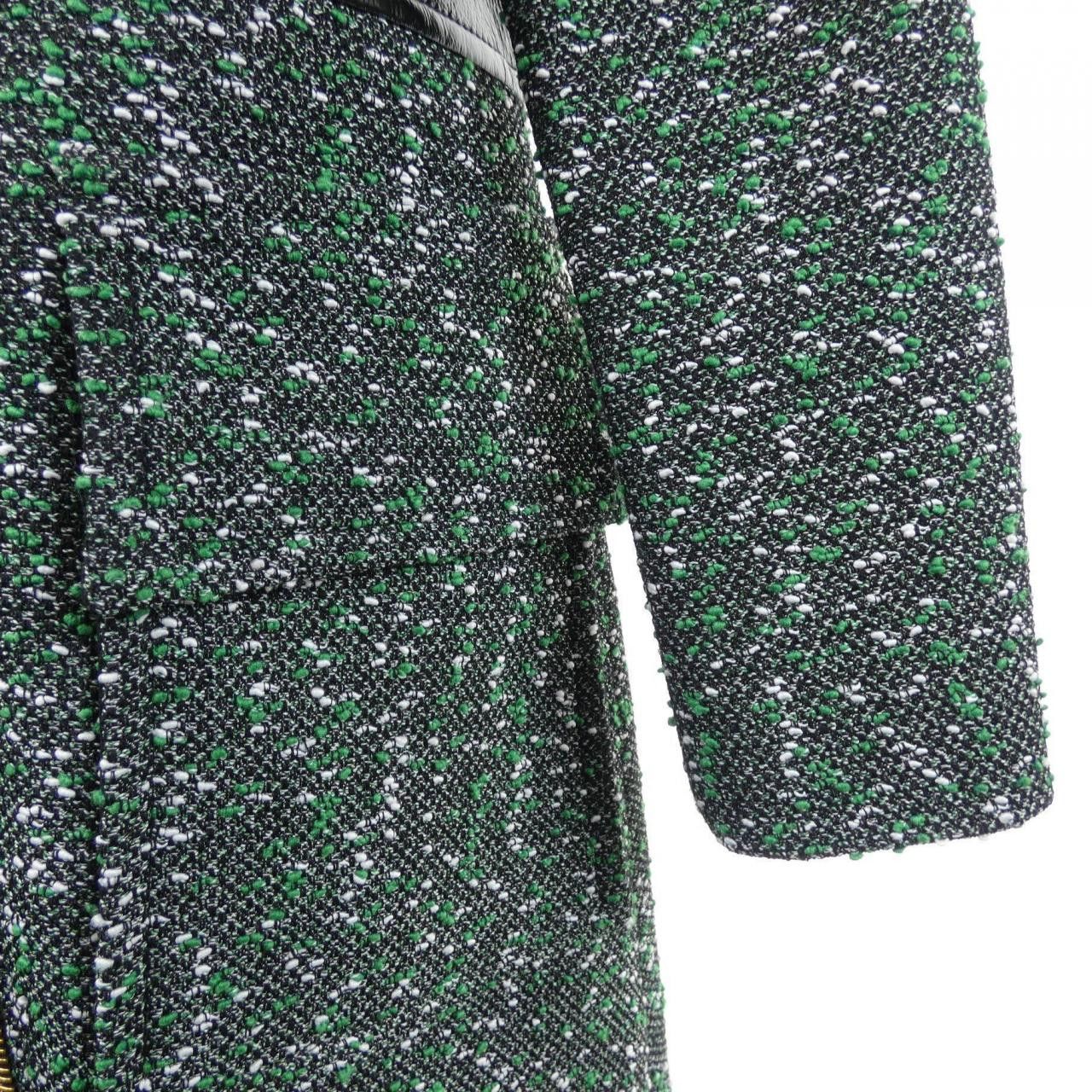 Louis Vuitton Louis Vuitton Louis Vuitton Coat Textile Outerwear FOMA20ZX7 DUTY FREE for USA Size ONE SIZE - 7 Thumbnail