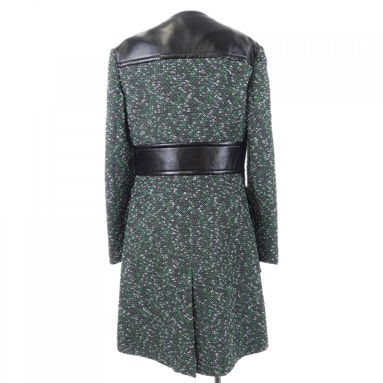 Louis Vuitton Louis Vuitton Louis Vuitton Coat Textile Outerwear FOMA20ZX7 DUTY FREE for USA Size ONE SIZE - 2 Thumbnail