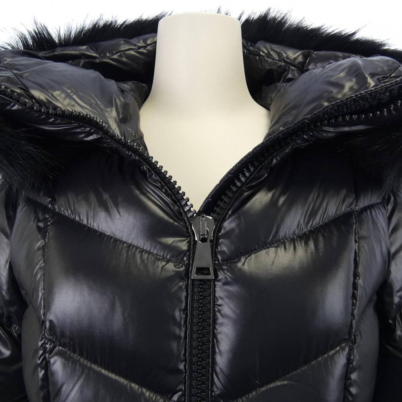 Moncler Moncler Moncler FULMARUS Down Coat Textile Outerwear FULMARUS DUTY FREE for USA Size ONE SIZE - 7 Thumbnail