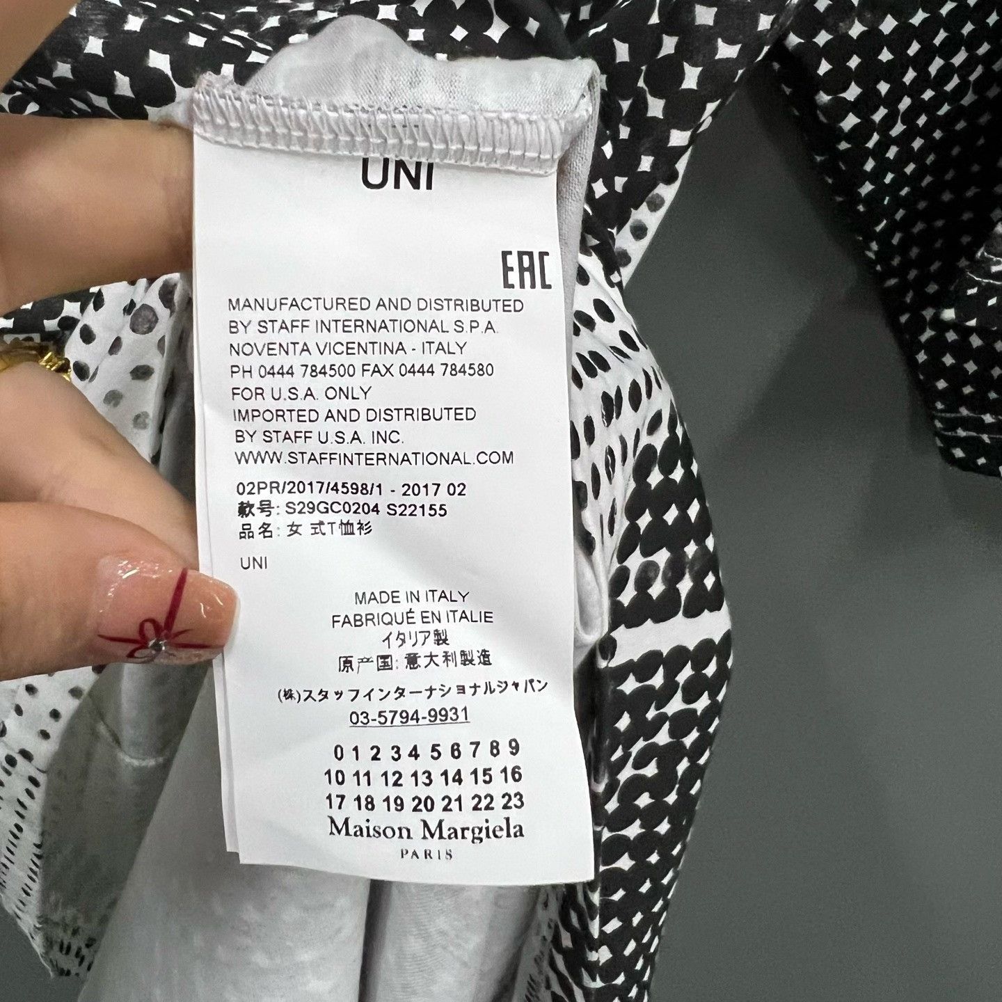 Maison Margiela Maison Margiela Printed Black T-Shirt M Women Size M / US 6-8 / IT 42-44 - 3 Thumbnail