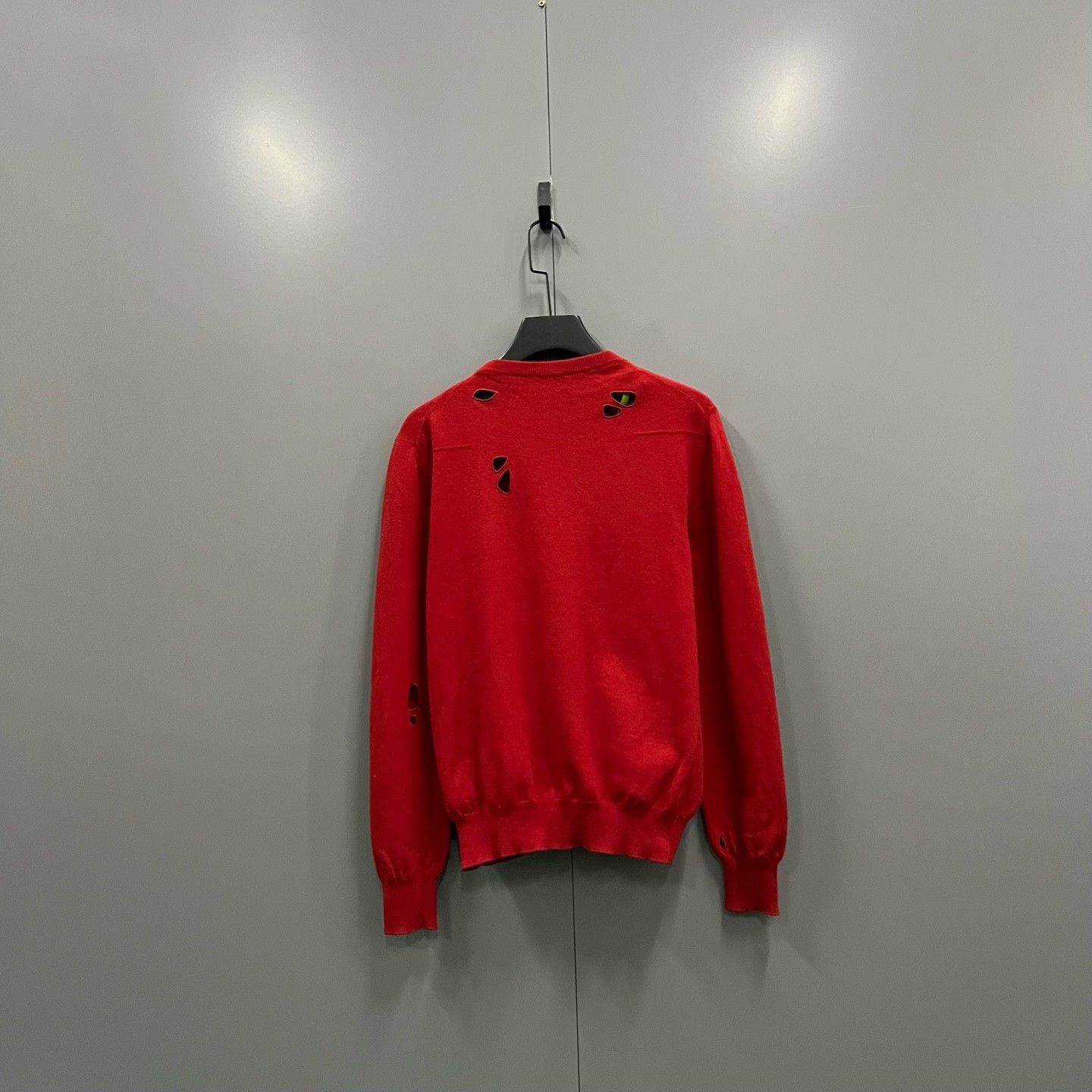 Dior Dior Distressed Red Sweater S Women Size S / US 4 / IT 40 - 3 Thumbnail