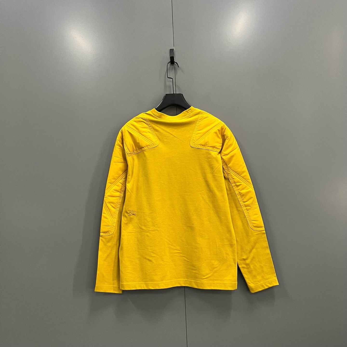 Burberry Burberry Patchwork Yellow T-Shirt S Women Size S / US 4 / IT 40 - 2 Thumbnail