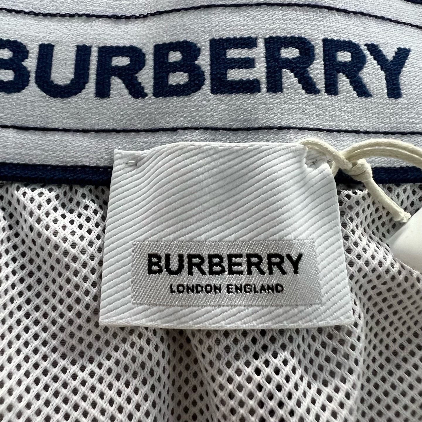 Burberry Burberry Shark Shorts 32 Men Size US 32 / EU 48 - 3 Thumbnail