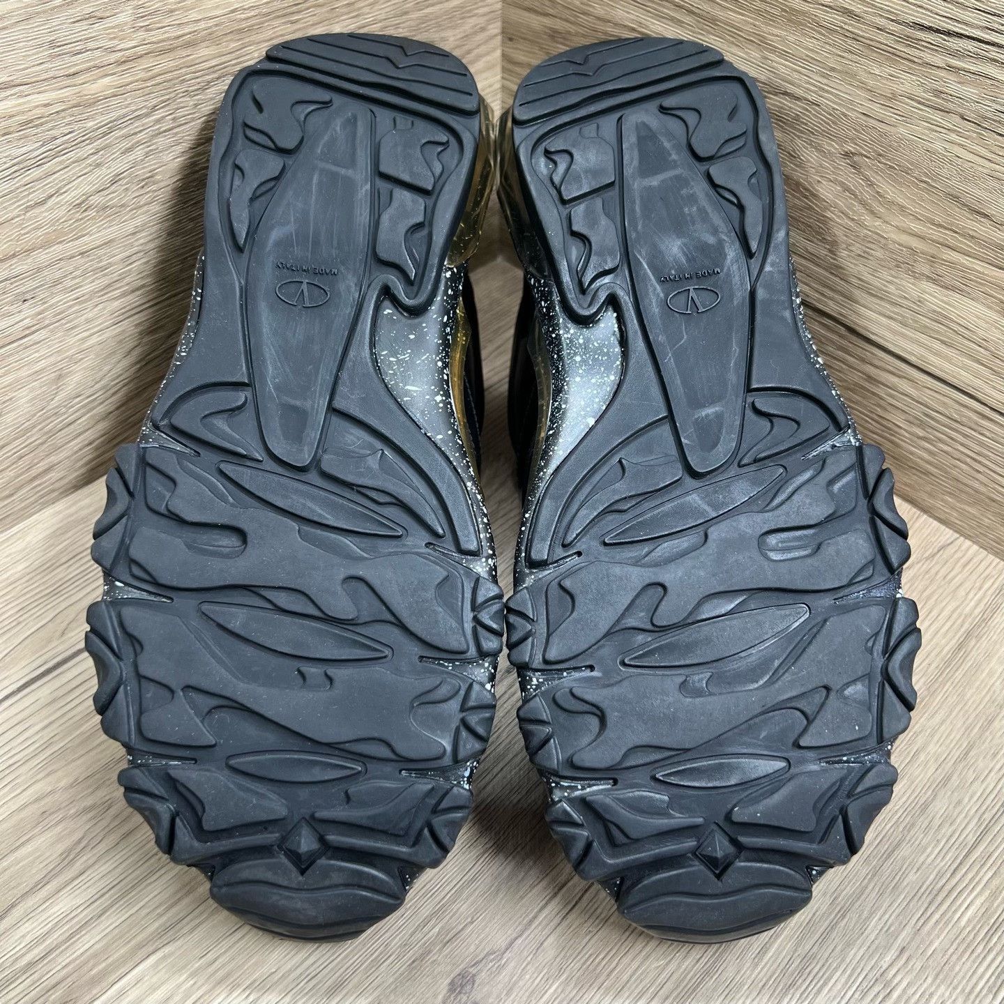 Valentino Valentino Black Lowtop Sneakers 10 Men Size US 10 / EU 43 - 5 Thumbnail