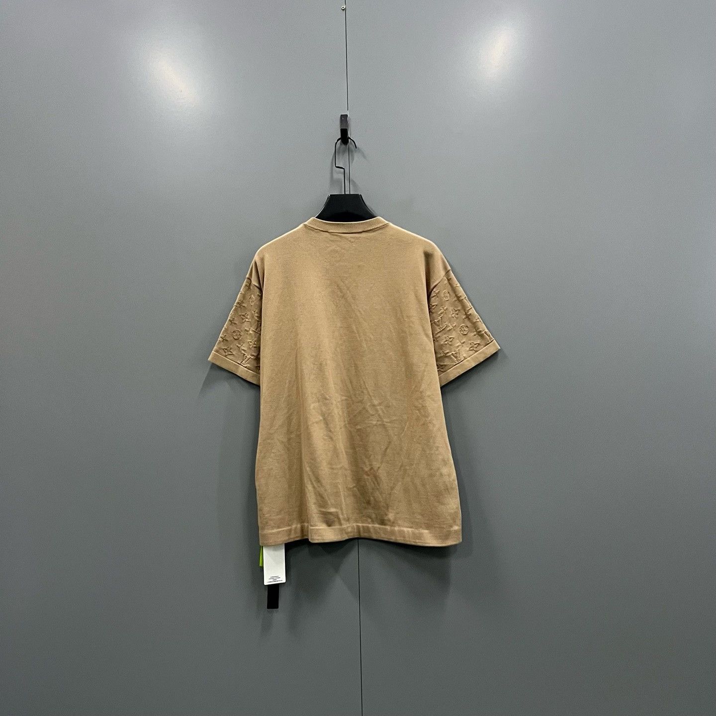 Louis Vuitton Louis Vuitton Patchwork Beige T-Shirt L Women Size L / US 10 / IT 46 - 3 Thumbnail