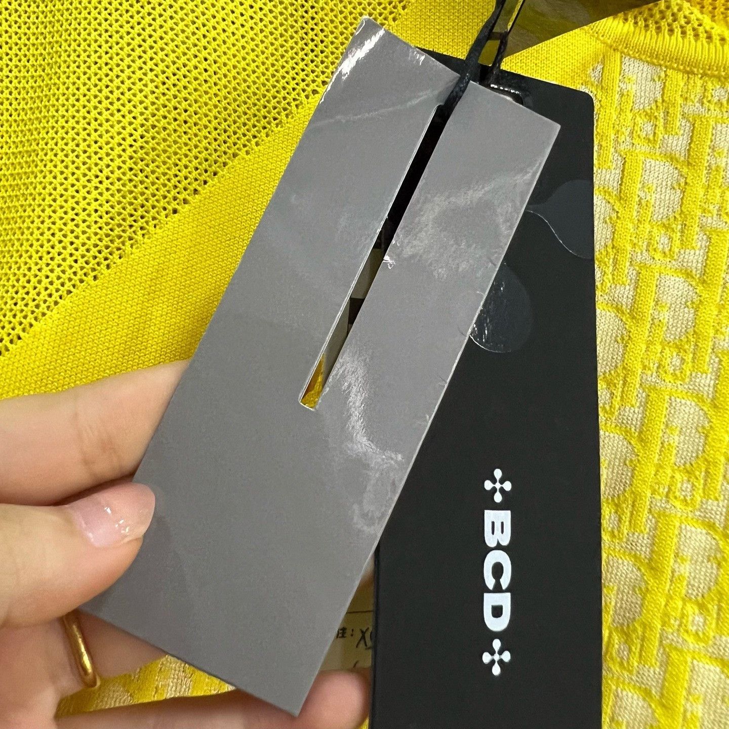 Dior Dior Yellow T-Shirt S Women Size S / US 4 / IT 40 - 5 Thumbnail