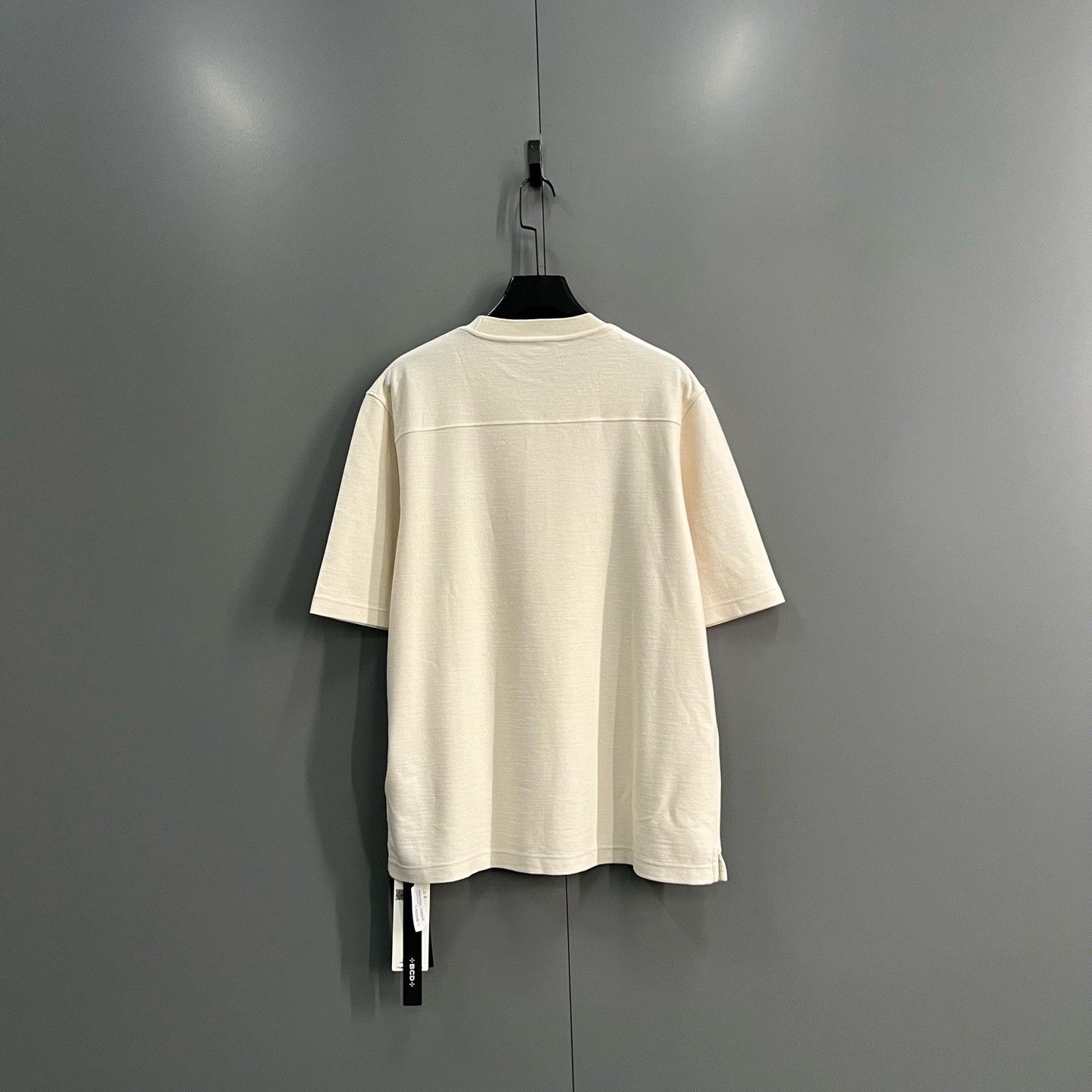 Loro Piana Loro Piana Beige T-Shirt L Women Size L / US 10 / IT 46 - 3 Thumbnail