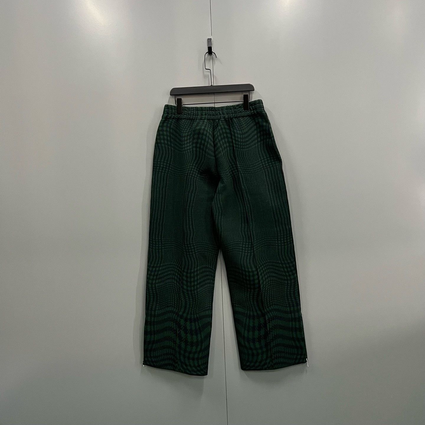 Burberry Burberry Green Pants 26 Women Size 26" / US 2 / IT 38 - 2 Thumbnail