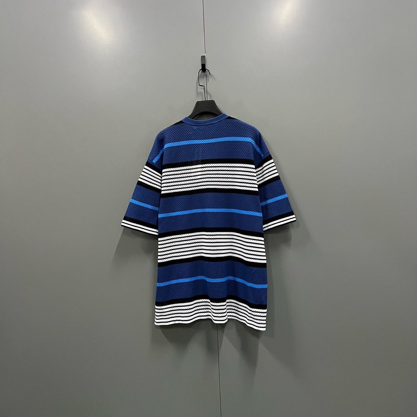 Burberry Burberry Striped T-Shirt s Men Size US S / EU 44-46 / 1 - 2 Thumbnail