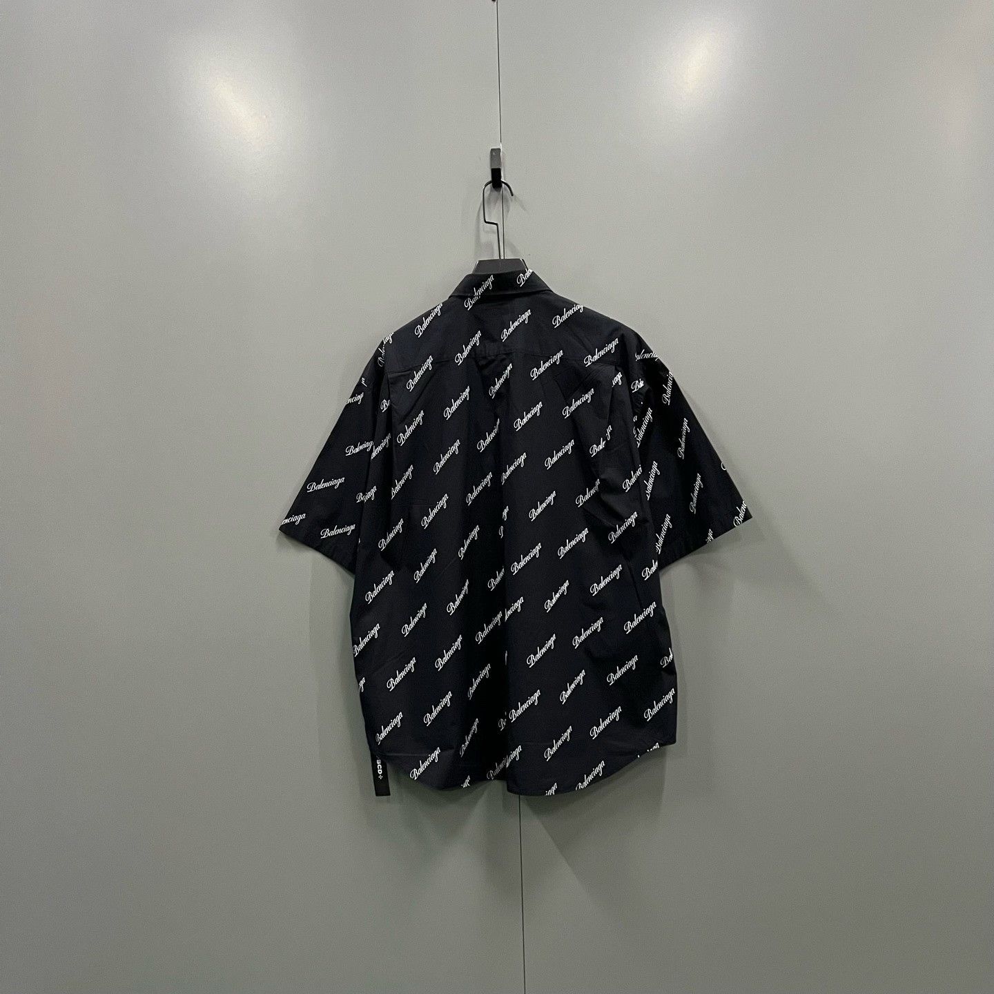 Balenciaga Balenciaga Retro Shirt s Men Size US S / EU 44-46 / 1 - 4 Thumbnail
