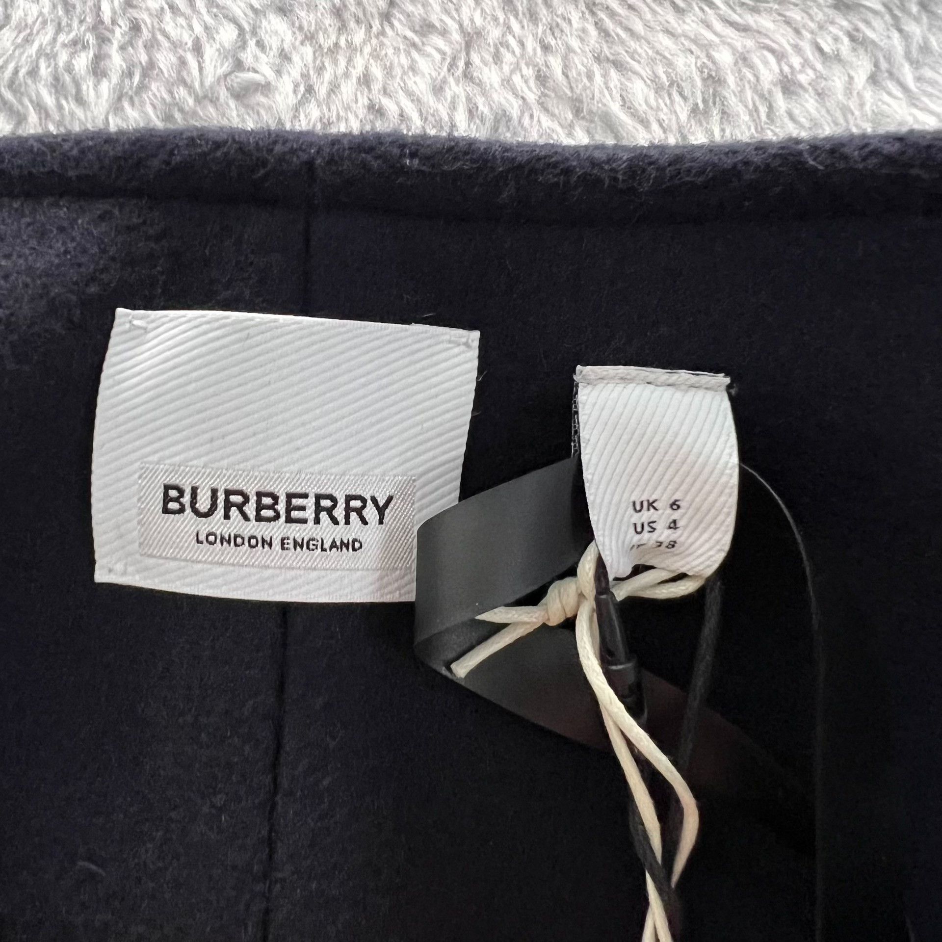 Burberry Burberry Skirt 36 Women Size 36" / US 14 / IT 50 - 3 Thumbnail