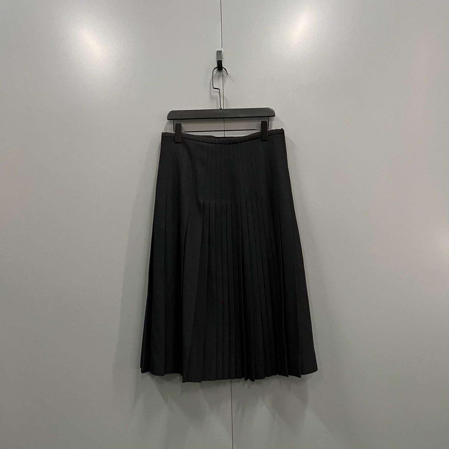 Burberry Burberry Black Skirt 24 Women Size 24" / US 00 / IT 34 - 2 Thumbnail