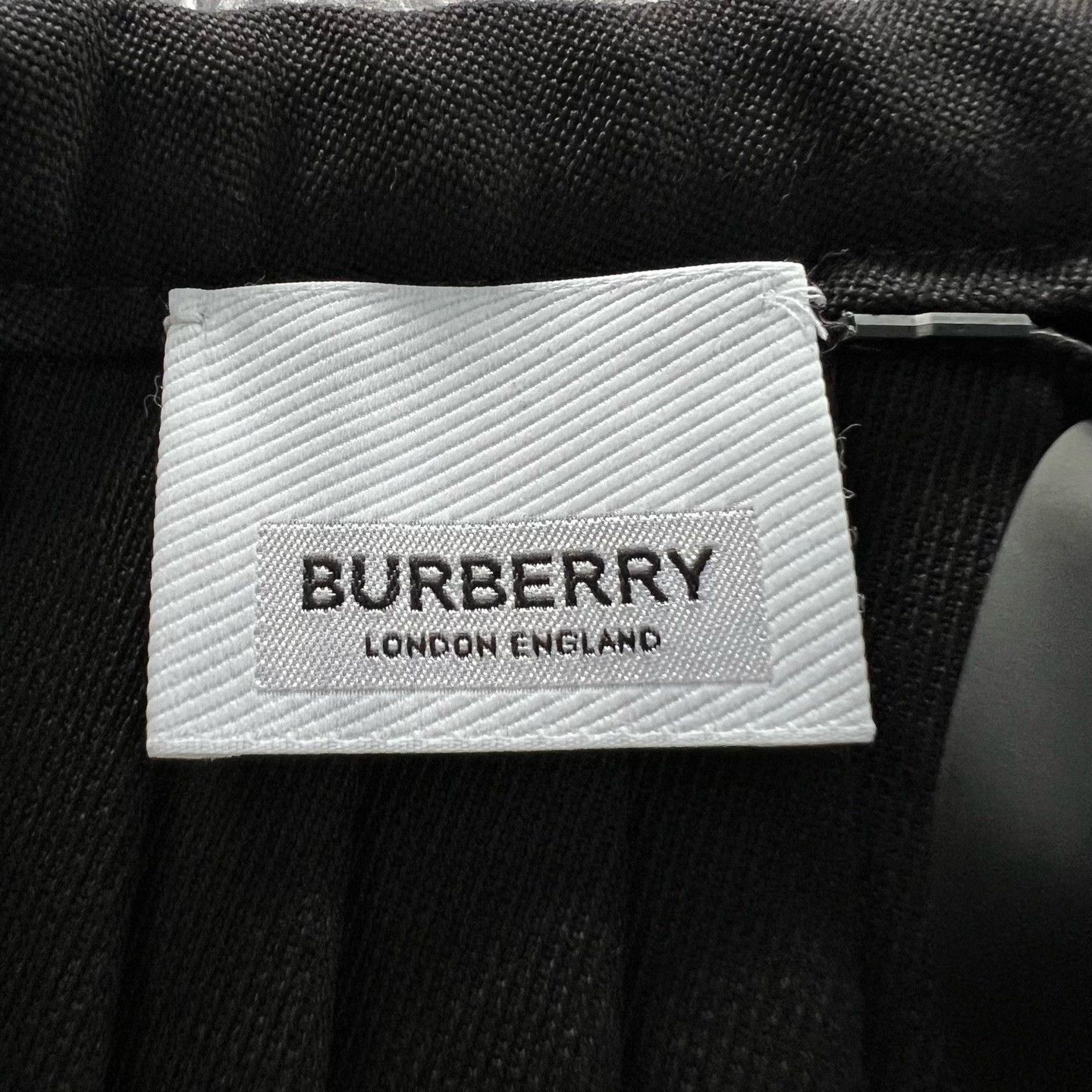 Burberry Burberry Black Skirt 24 Women Size 24" / US 00 / IT 34 - 3 Thumbnail