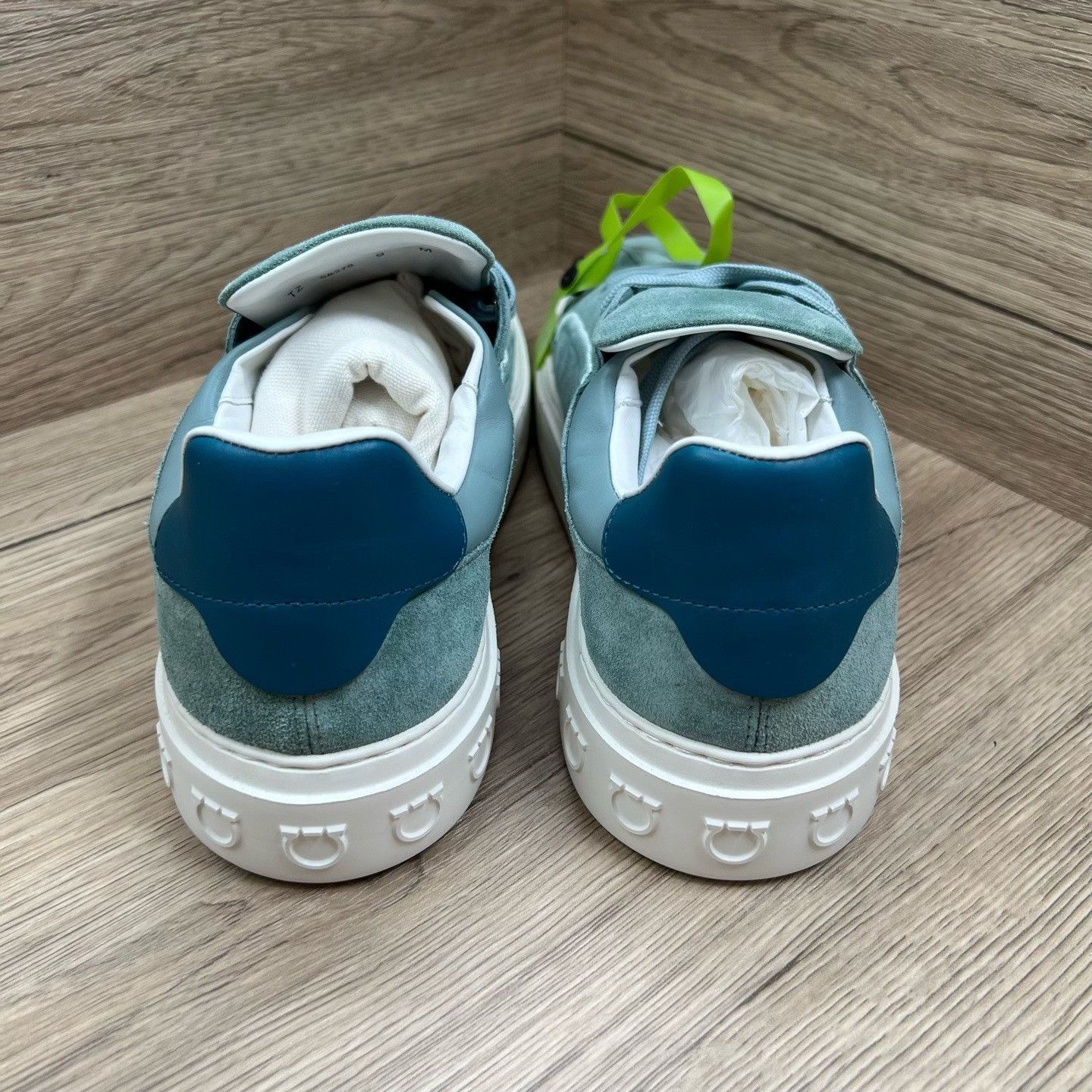 Salvatore Ferragamo Salvatore Ferragamo Green Lowtop Sneakers 10 Men Size US 10 / EU 43 - 4 Thumbnail