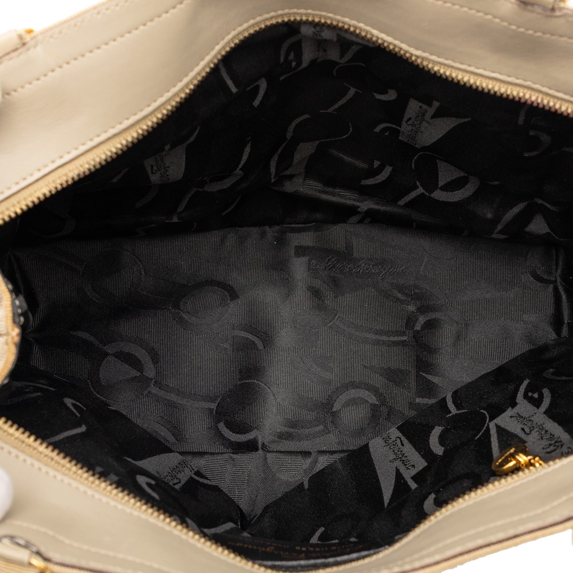 Salvatore Ferragamo Nylon Tiered Grosgrain Shouder Bag Size ONE SIZE - 4 Thumbnail