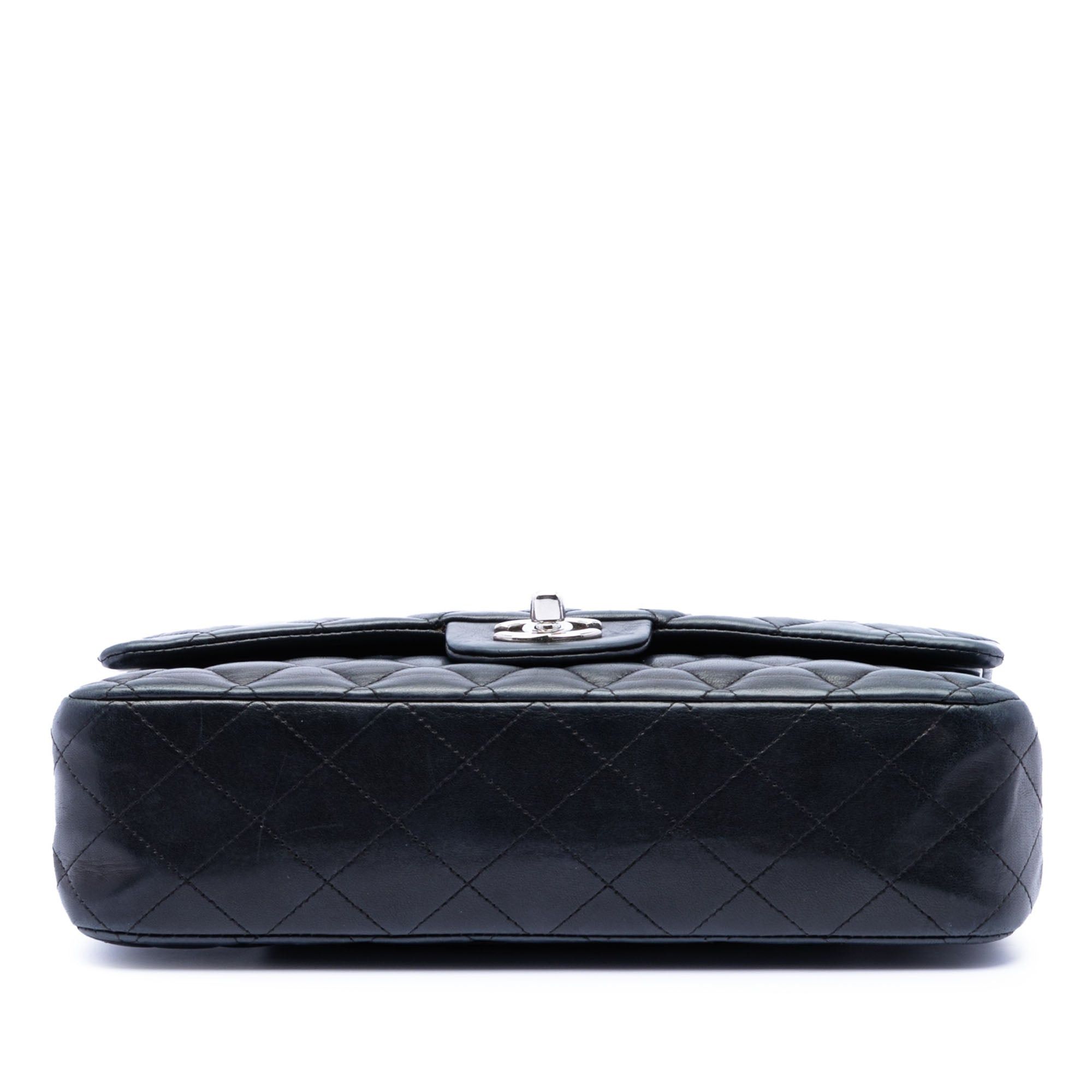 Chanel Medium Classic Lambskin Double Flap Size ONE SIZE - 3 Thumbnail