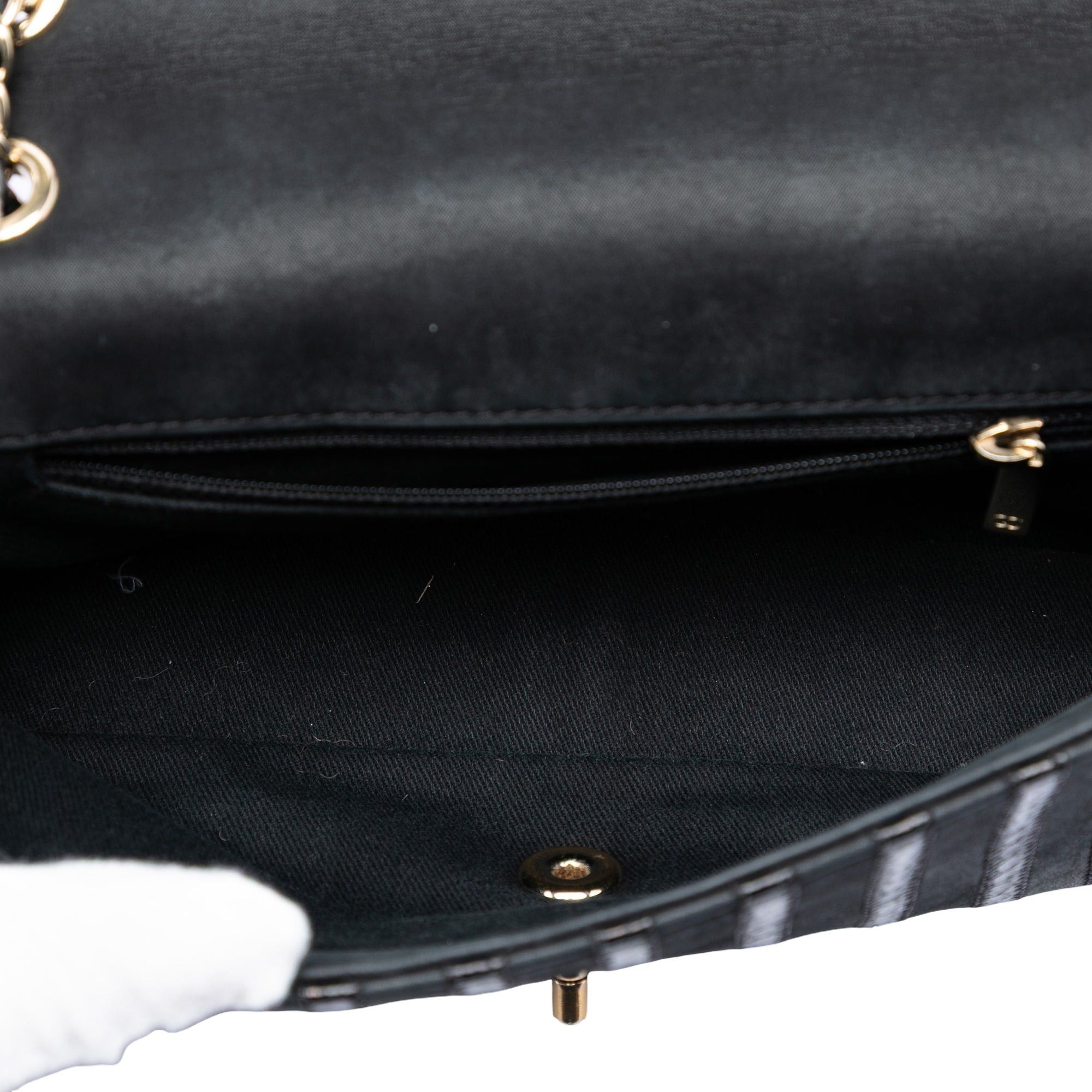 Chanel Chevron Python Embossed Calfskin and Suede Single Flap Size ONE SIZE - 4 Thumbnail