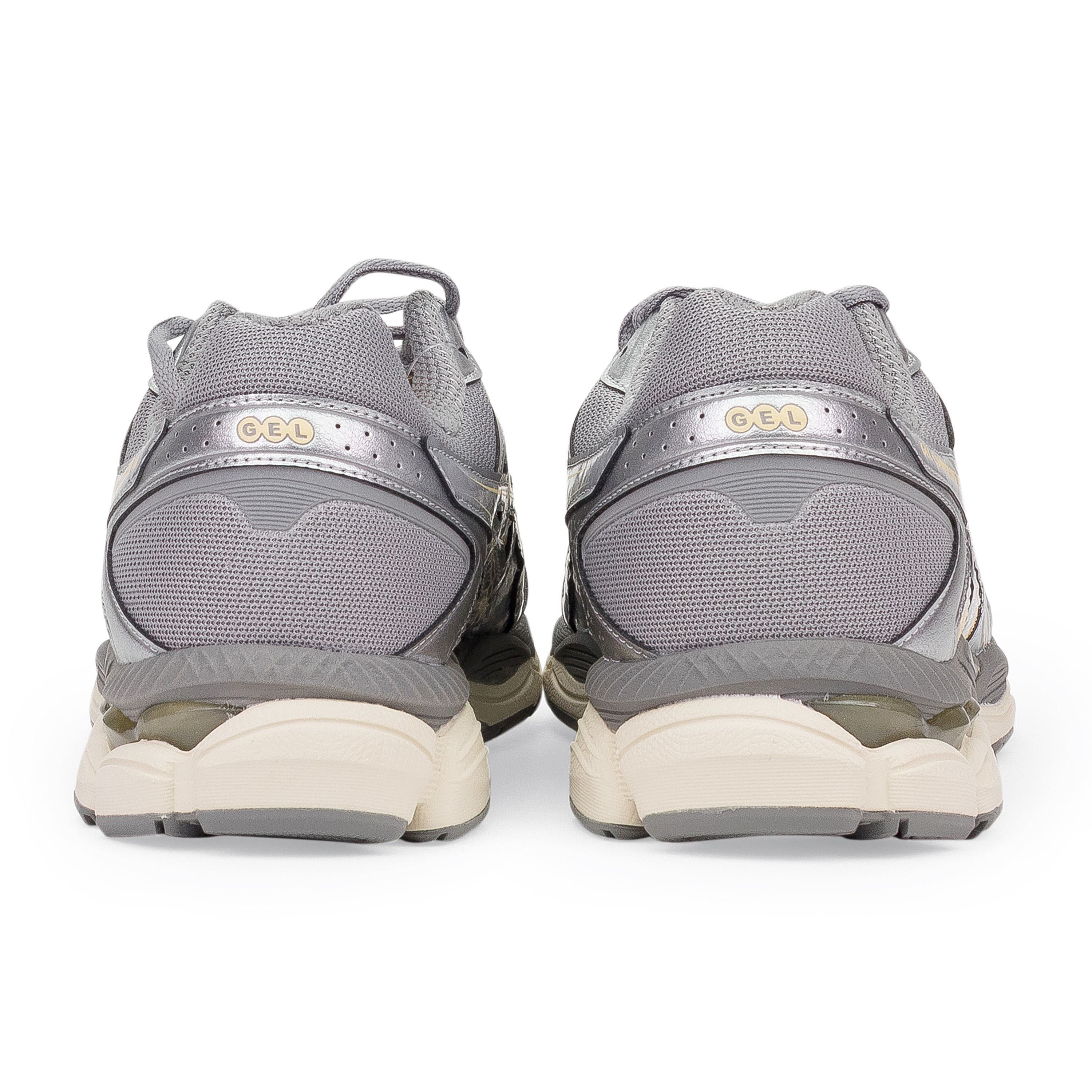 Asics Asics Cream / Clay Grey Gel-Cumulus 16 Sneaker SIZE 10.5 Size US 10.5 / EU 43-44 - 6 Thumbnail