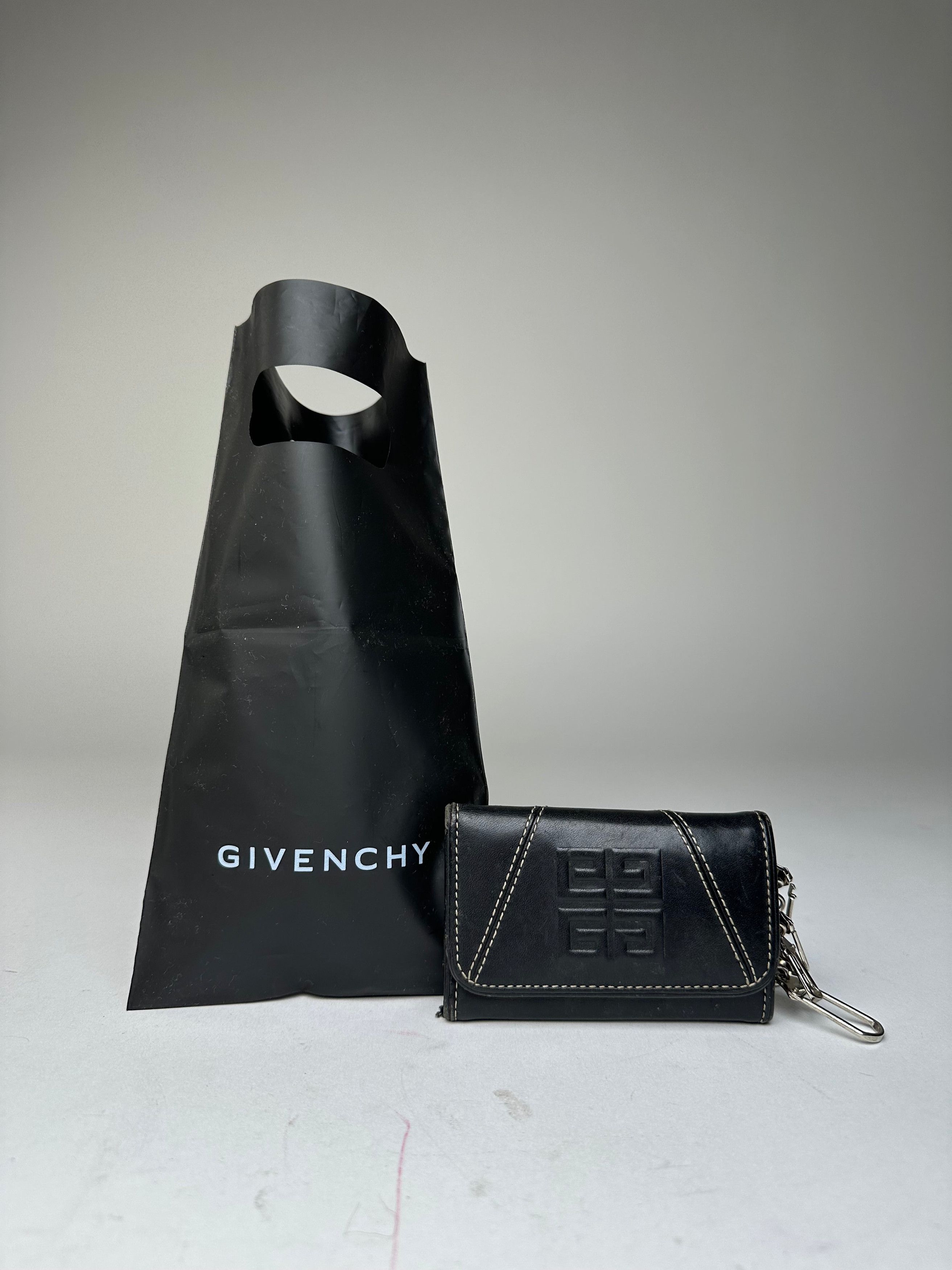 Givenchy Vintage 4G Leather Key Holder Black Size ONE SIZE - 7 Thumbnail