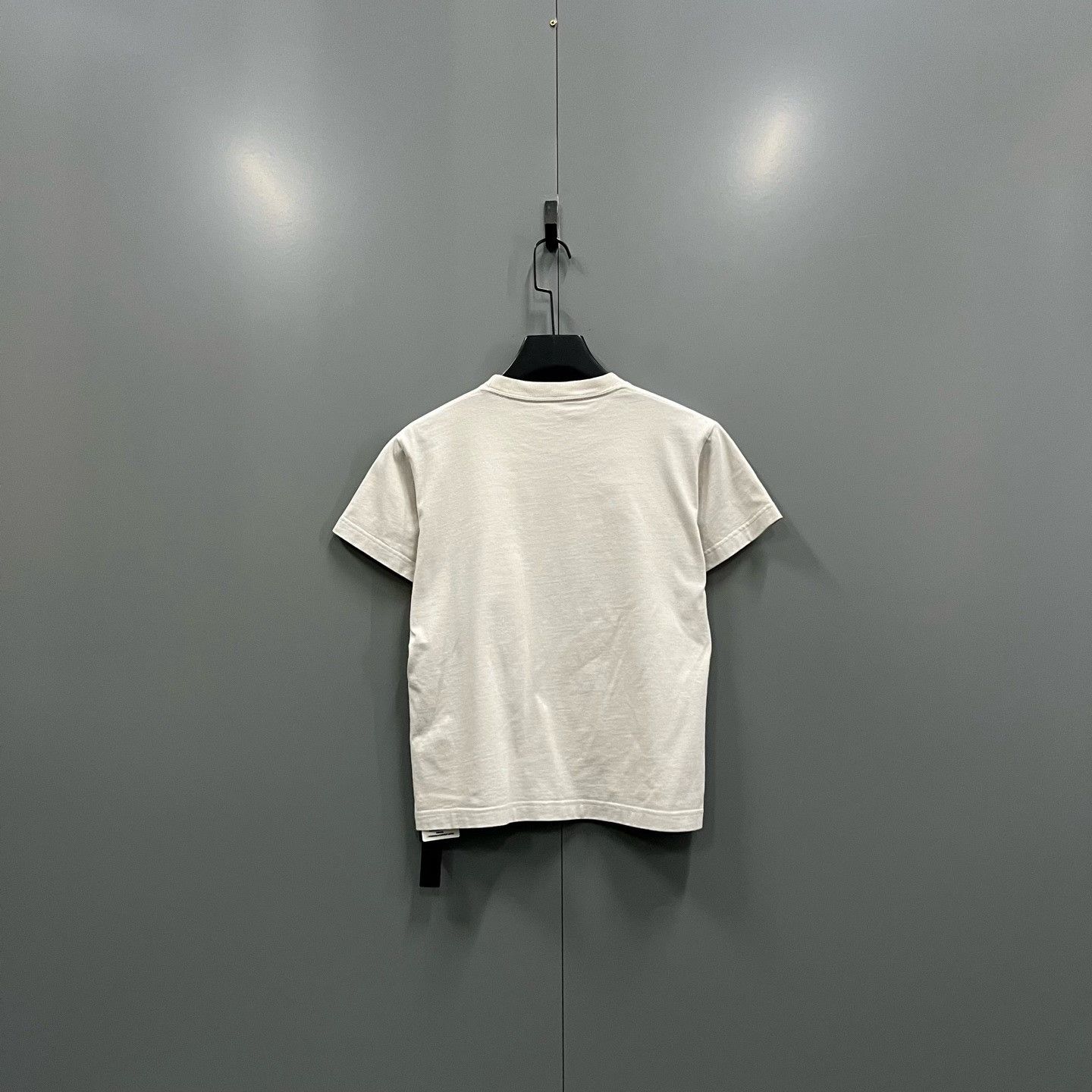 Balenciaga Balenciaga Embroidered T-Shirt s Men Size US S / EU 44-46 / 1 - 3 Thumbnail