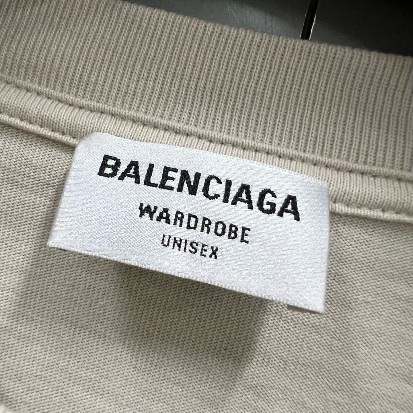 Balenciaga Balenciaga Embroidered T-Shirt s Men Size US S / EU 44-46 / 1 - 2 Thumbnail