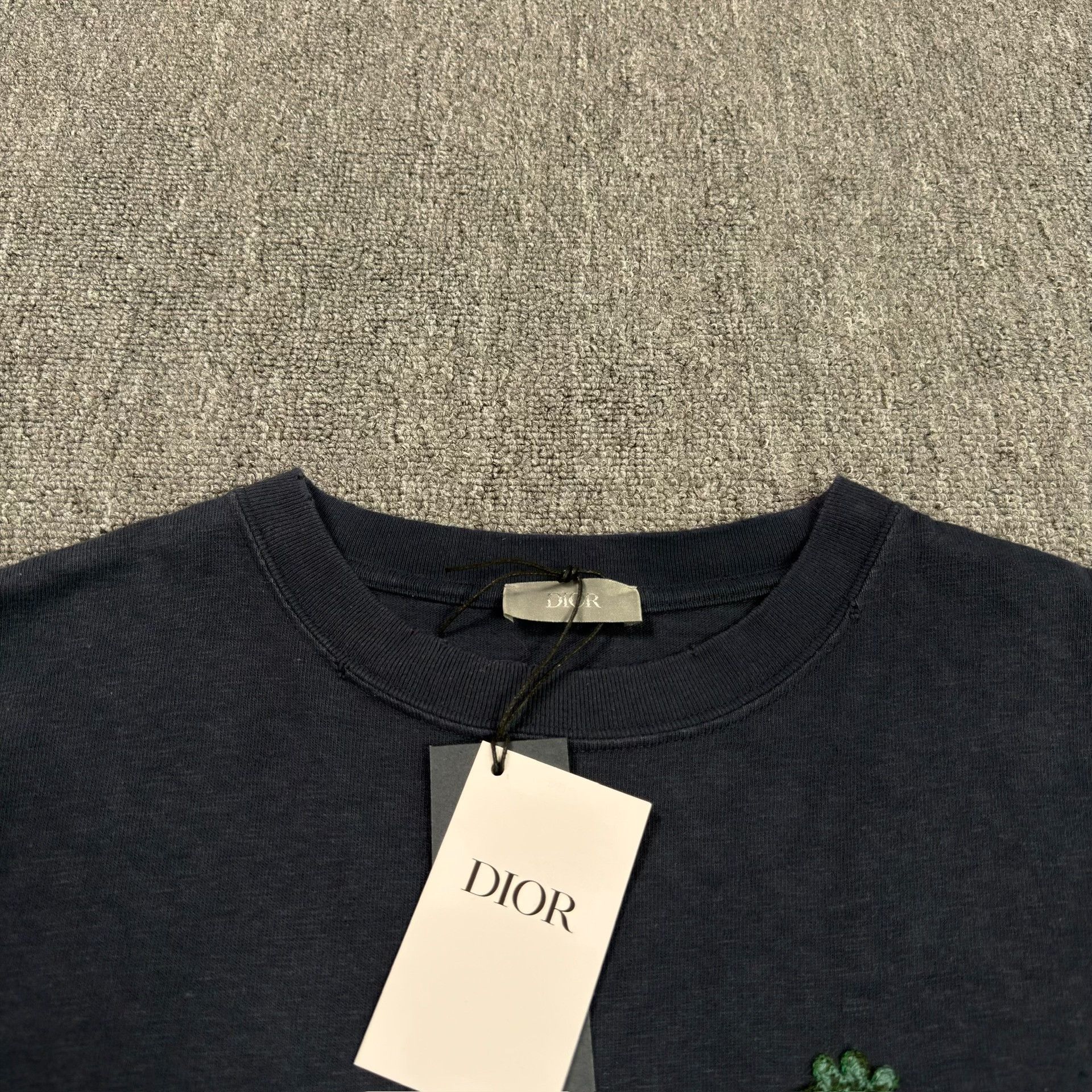 Dior Dior Dinosaur Embroidery Pocket T-Shirt XS Size US XS / EU 42 / 0 - 3 Thumbnail