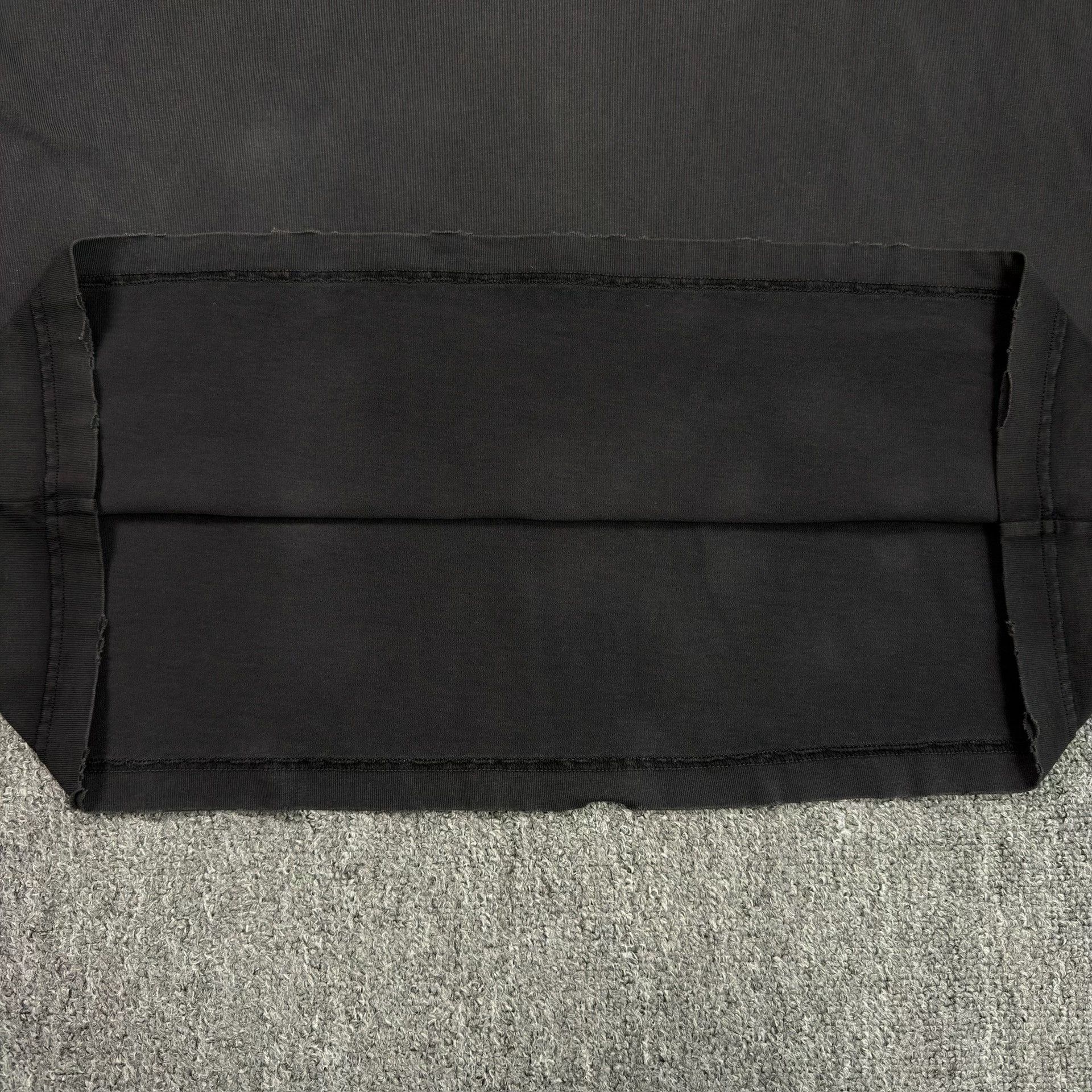 Balenciaga Balenciaga Tape Logo Distressed T-Shirt Size L Size US L / EU 52-54 / 3 - 5 Thumbnail