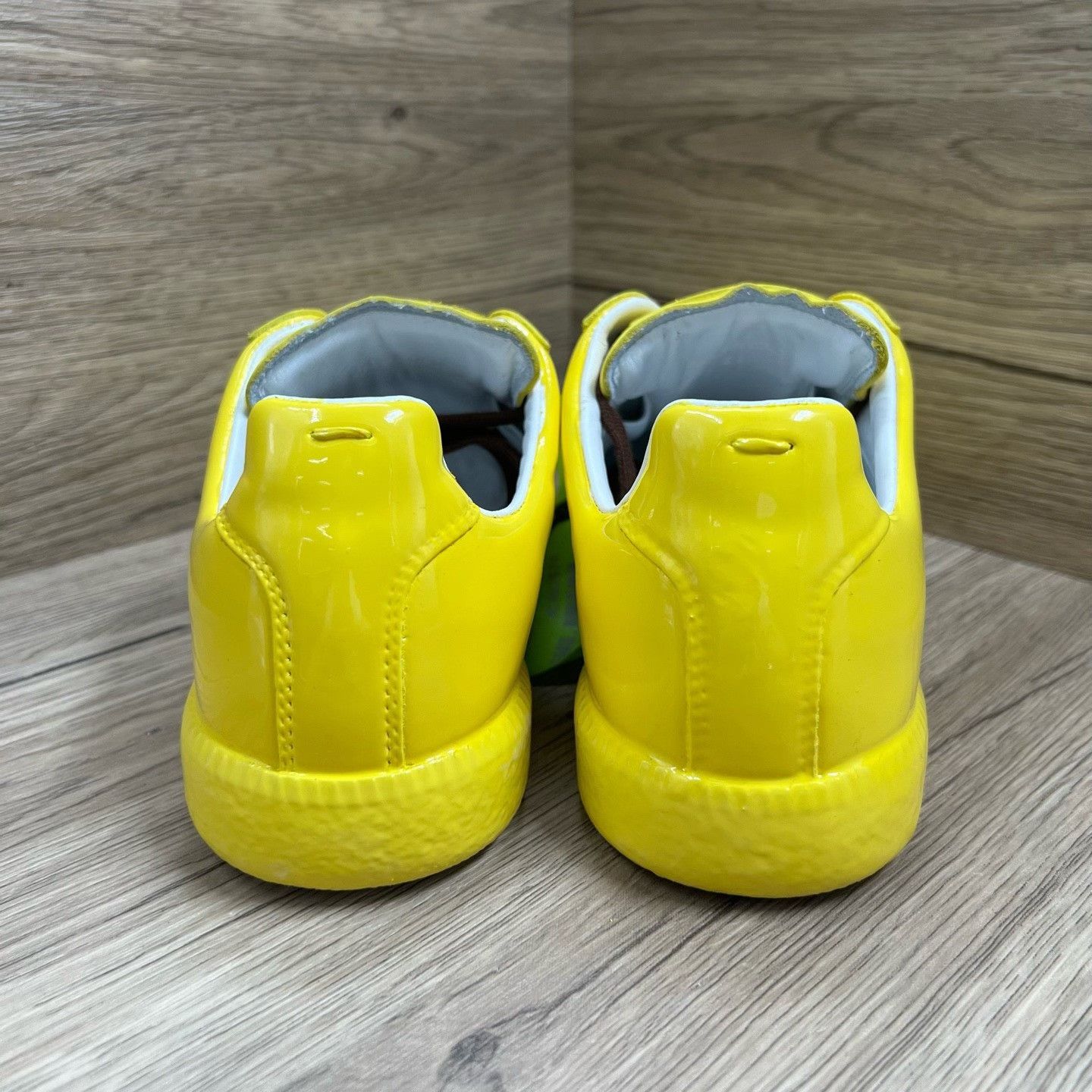 Maison Margiela Maison Margiela Yellow Lowtop Sneakers us_9 Women Size US 9 / IT 39 - 6 Thumbnail