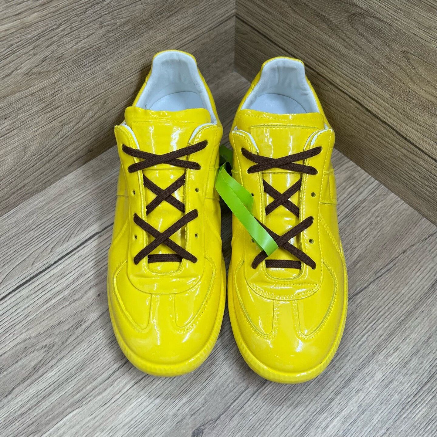 Maison Margiela Maison Margiela Yellow Lowtop Sneakers us_9 Women Size US 9 / IT 39 - 4 Thumbnail