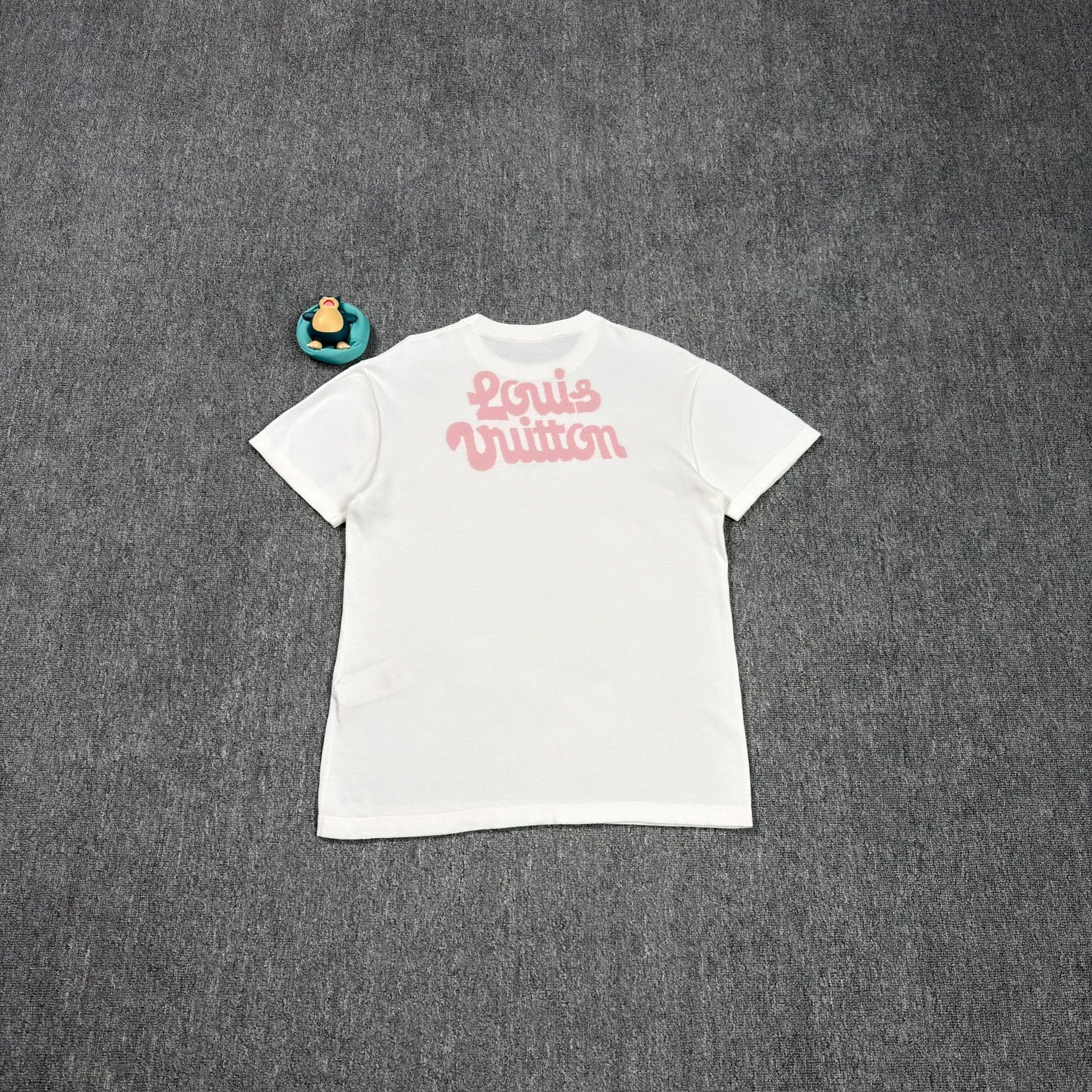 Louis Vuitton Louis Vuitton Tyler Flower Knit T-Shirt XS Size US XS / EU 42 / 0 - 2 Thumbnail