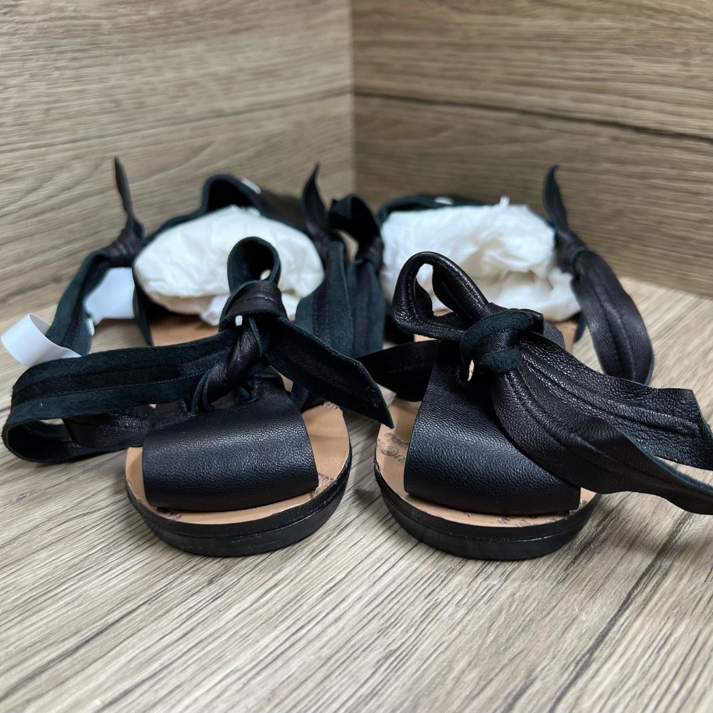 Maison Margiela Maison Margiela Black Lowtop Sneakers us_6 Women Size US 6 / IT 36 - 4 Thumbnail