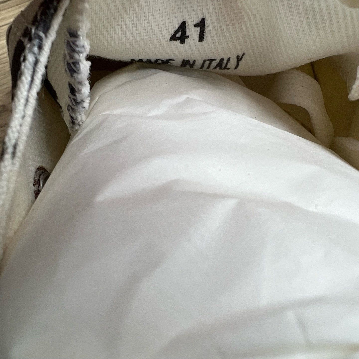 Maison Margiela Maison Margiela Graphic White Lowtop Sneakers 8 Men Size US 8 / EU 41 - 8 Thumbnail
