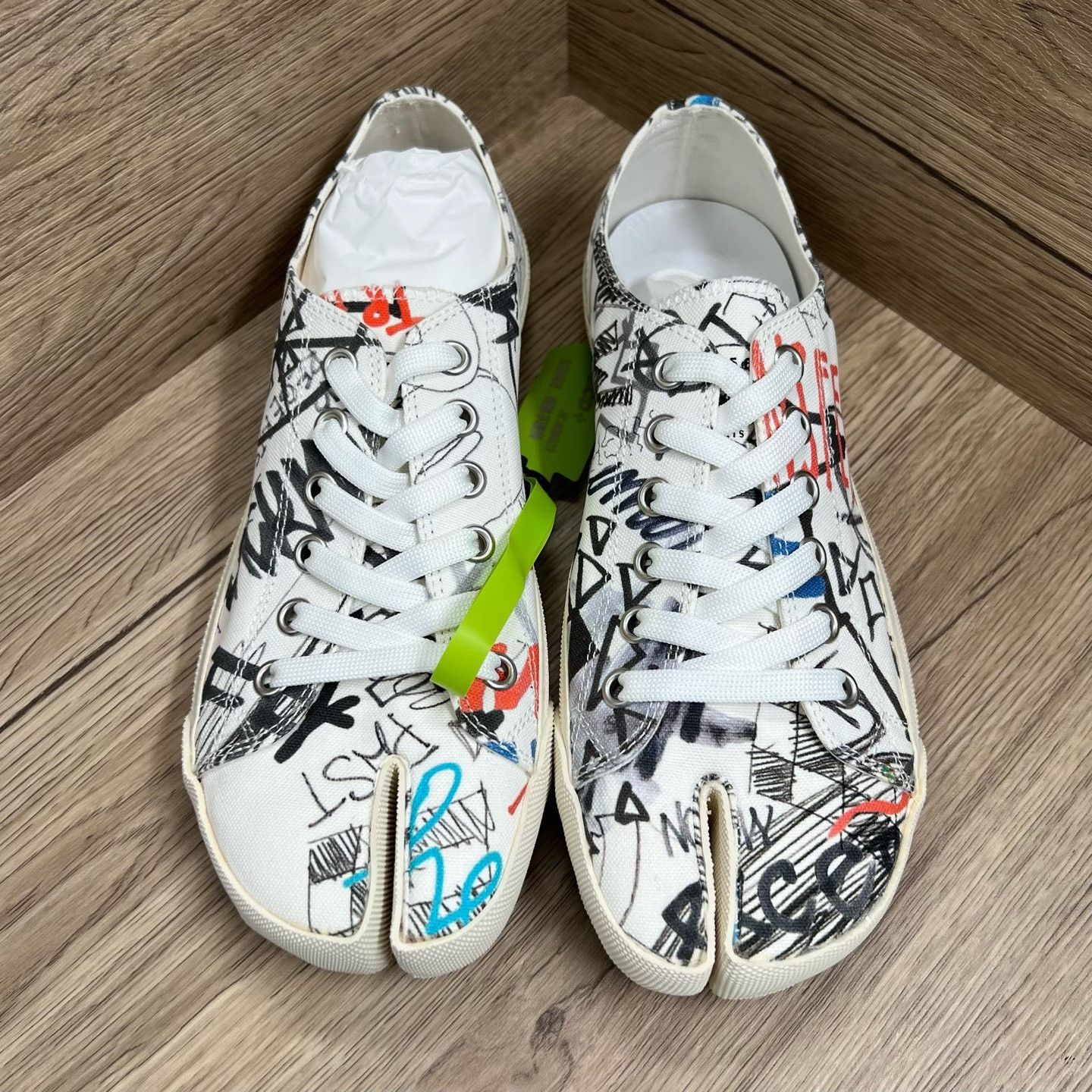 Maison Margiela Maison Margiela Graphic White Lowtop Sneakers 8 Men Size US 8 / EU 41 - 4 Thumbnail