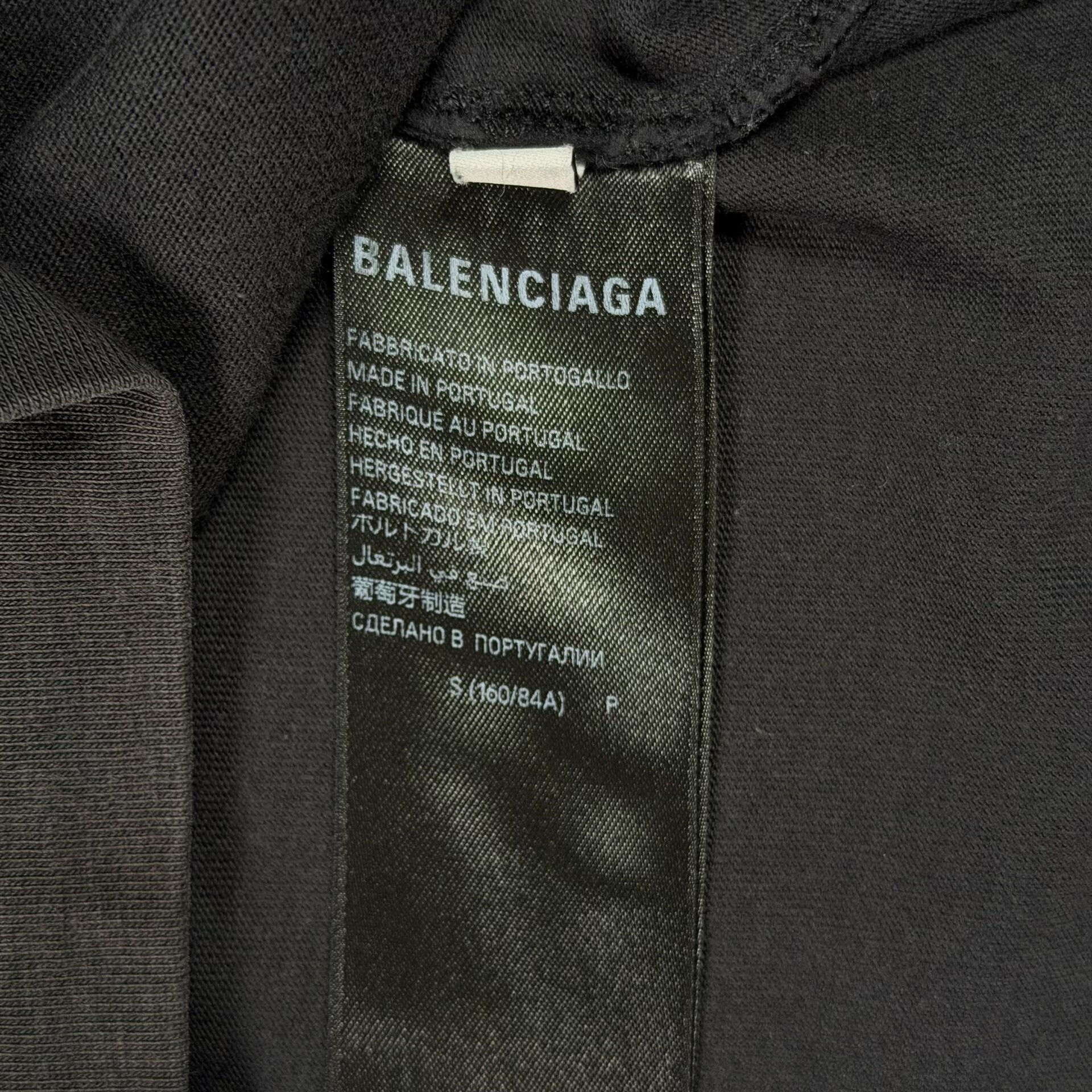 Balenciaga Balenciaga Blurred Wavy Logo T-Shirt S Size US S / EU 44-46 / 1 - 8 Thumbnail