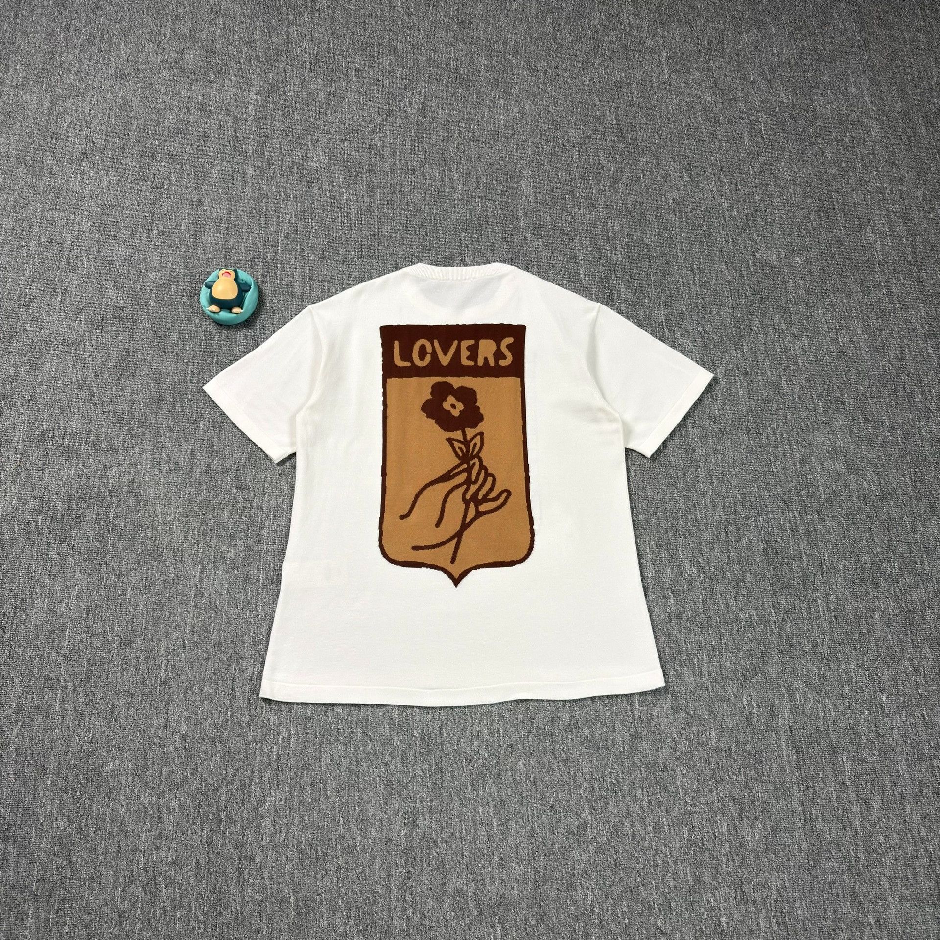 Louis Vuitton Louis Vuitton Trunk Graphic Knit T-Shirt M Size US M / EU 48-50 / 2 - 2 Thumbnail