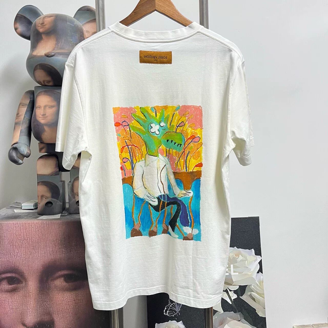 Louis Vuitton Louis Vuitton Cartoon Dinosaur Graphic T-Shirt L Size US L / EU 52-54 / 3 - 2 Thumbnail