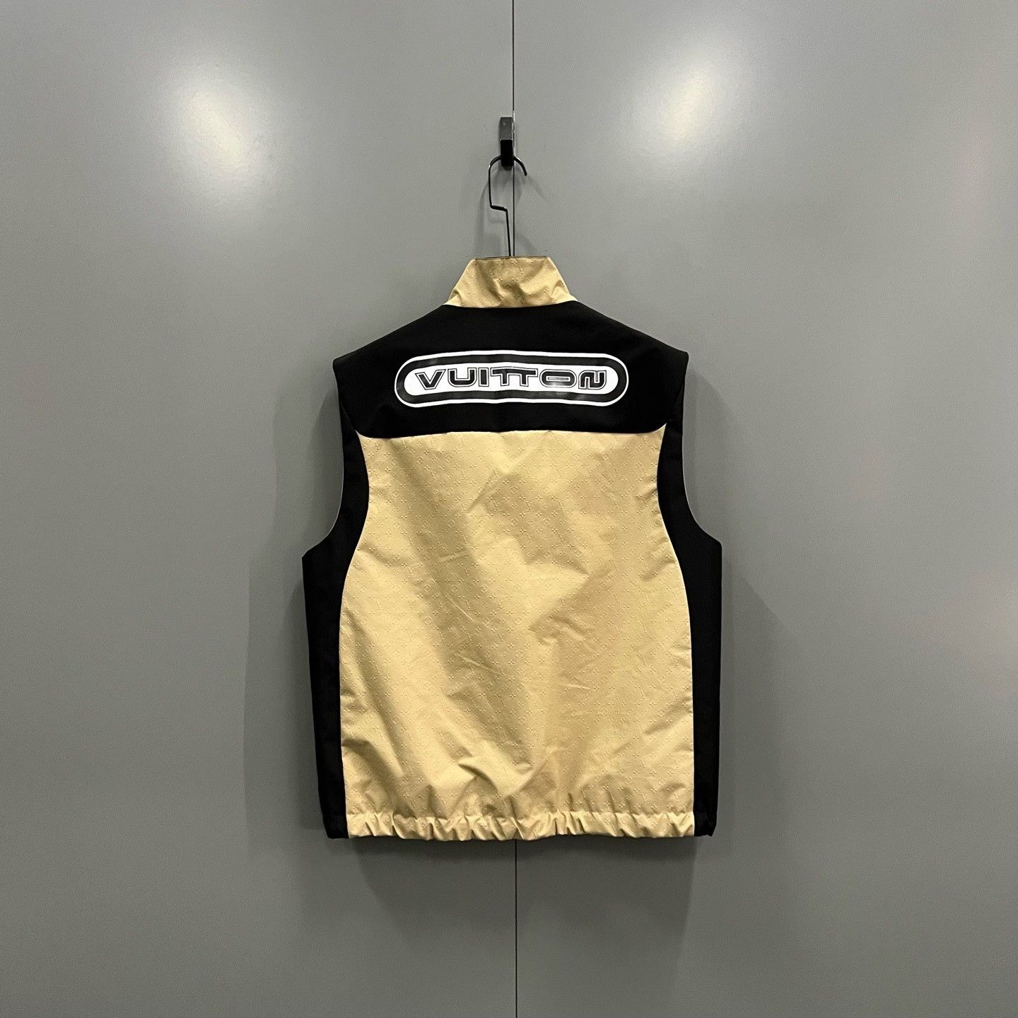 Louis Vuitton Louis Vuitton Multi Tank Top xs Men Size US XS / EU 42 / 0 - 2 Thumbnail