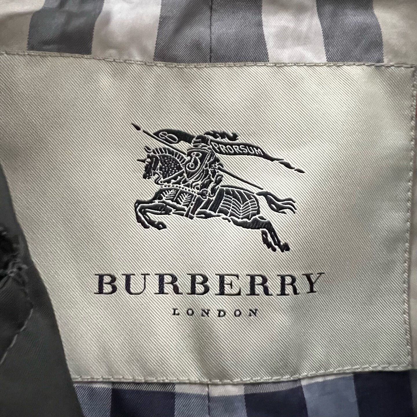 Burberry Burberry Light Jacket m Men Size US M / EU 48-50 / 2 - 4 Thumbnail
