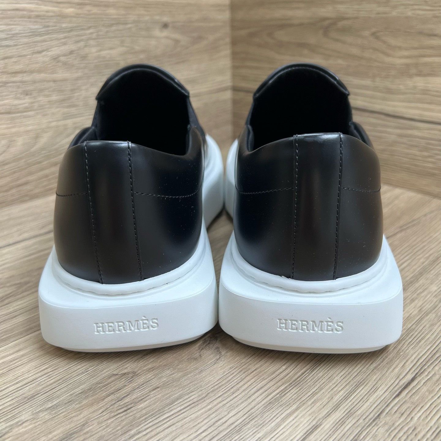 Hermes Hermes Black Lowtop Sneakers 8 Men Size US 8 / EU 41 - 5 Thumbnail