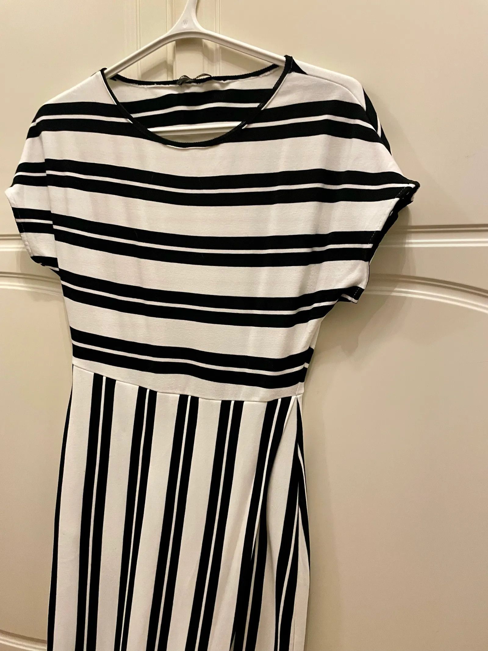 Massimo Dutti Massimo Dutti Vardagsklänning Dress Size XS / US 0-2 / IT 36-38 - 8 Thumbnail