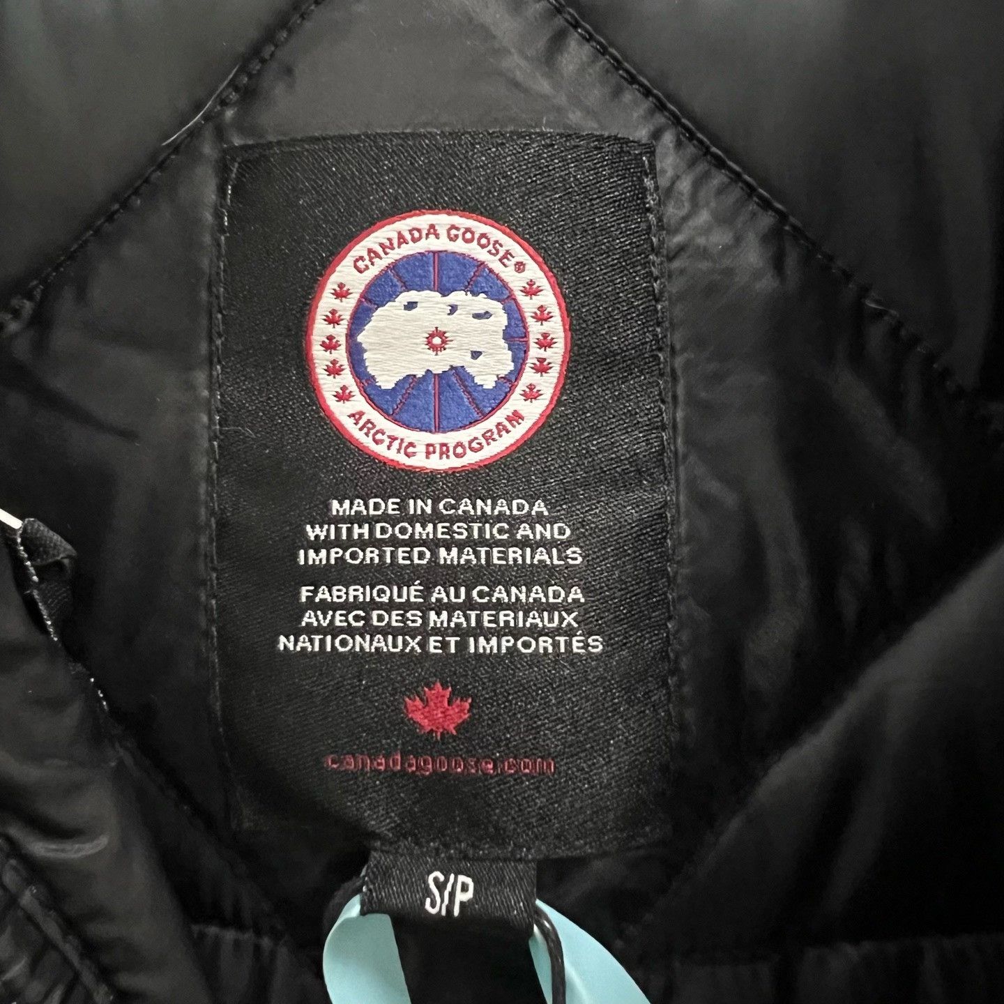 Canada Goose Canada Goose Down Black Heavy Coat s Men Size US S / EU 44-46 / 1 - 3 Thumbnail