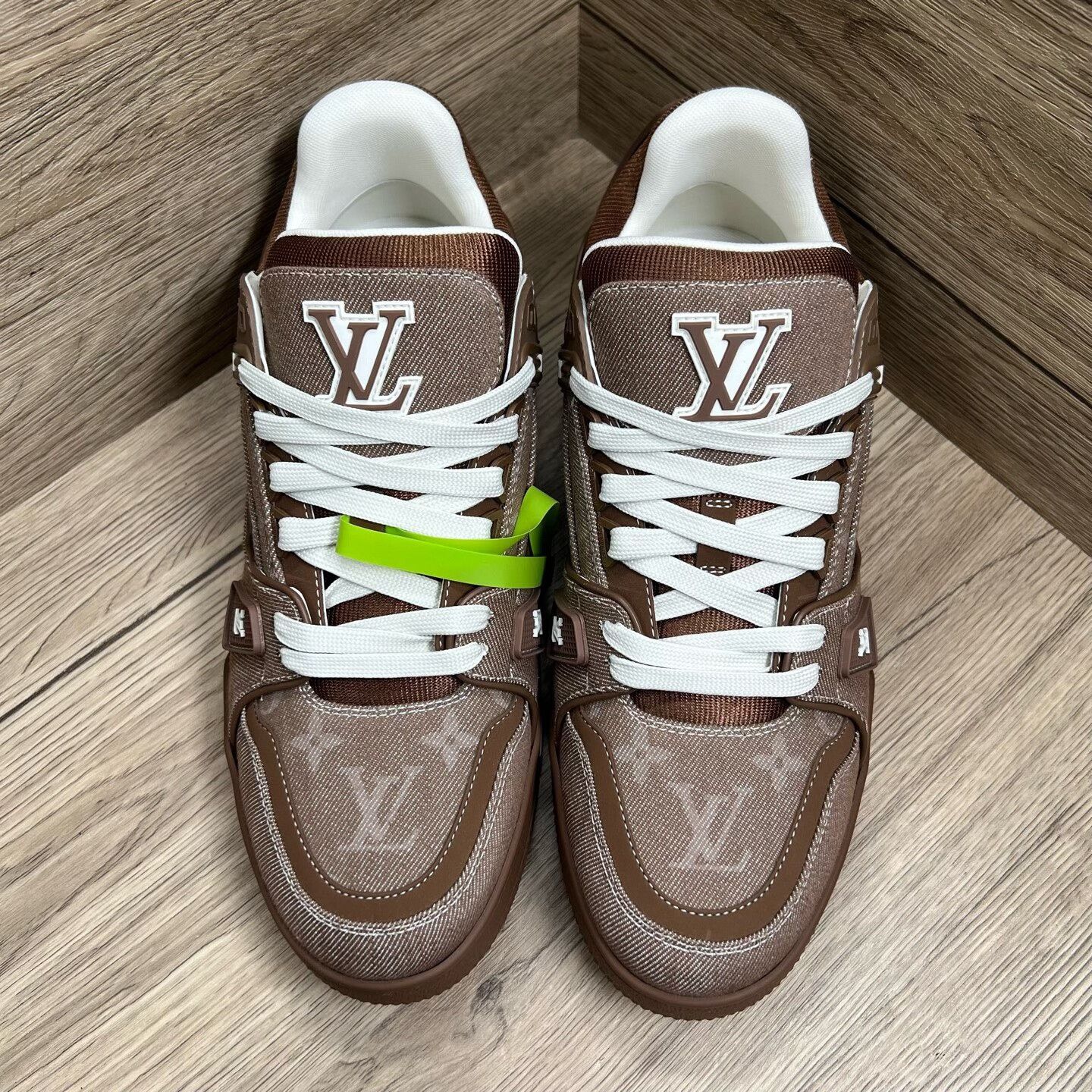 Louis Vuitton Louis Vuitton Training Denim White Lowtop Sneakers 8.5 Men Size US 8.5 / EU 41-42 - 4 Thumbnail