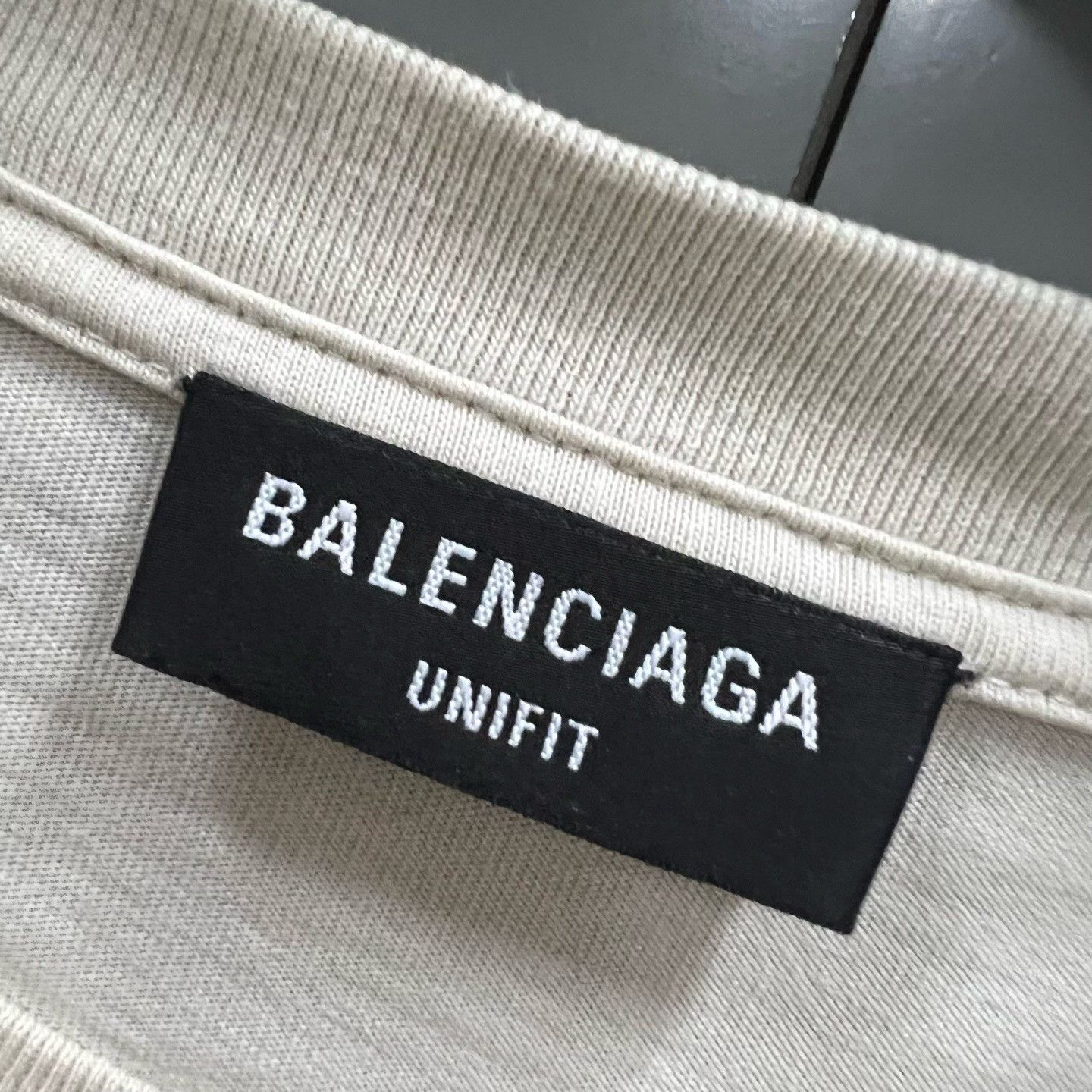 Balenciaga Balenciaga Retro T-Shirt xl Men Size US XL / EU 56 / 4 - 2 Thumbnail