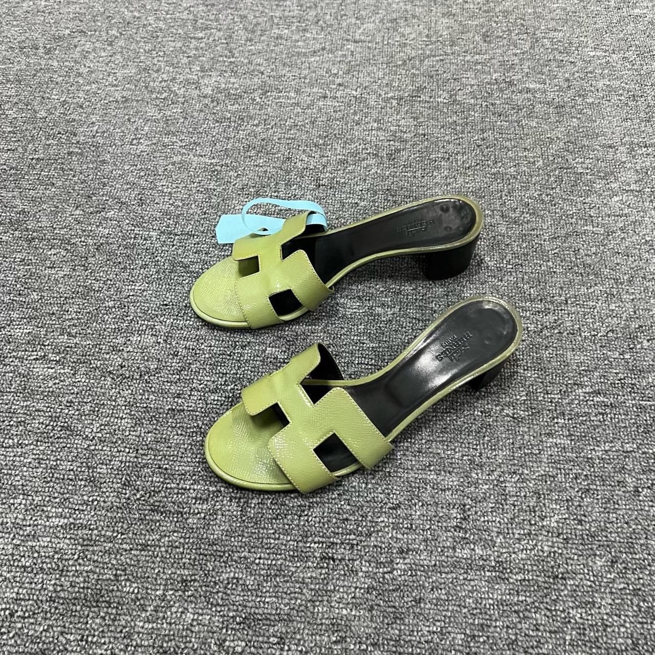 Hermes Hermes Patent Green Sandals us_7 Women Size US 7 / IT 37 - 2 Thumbnail
