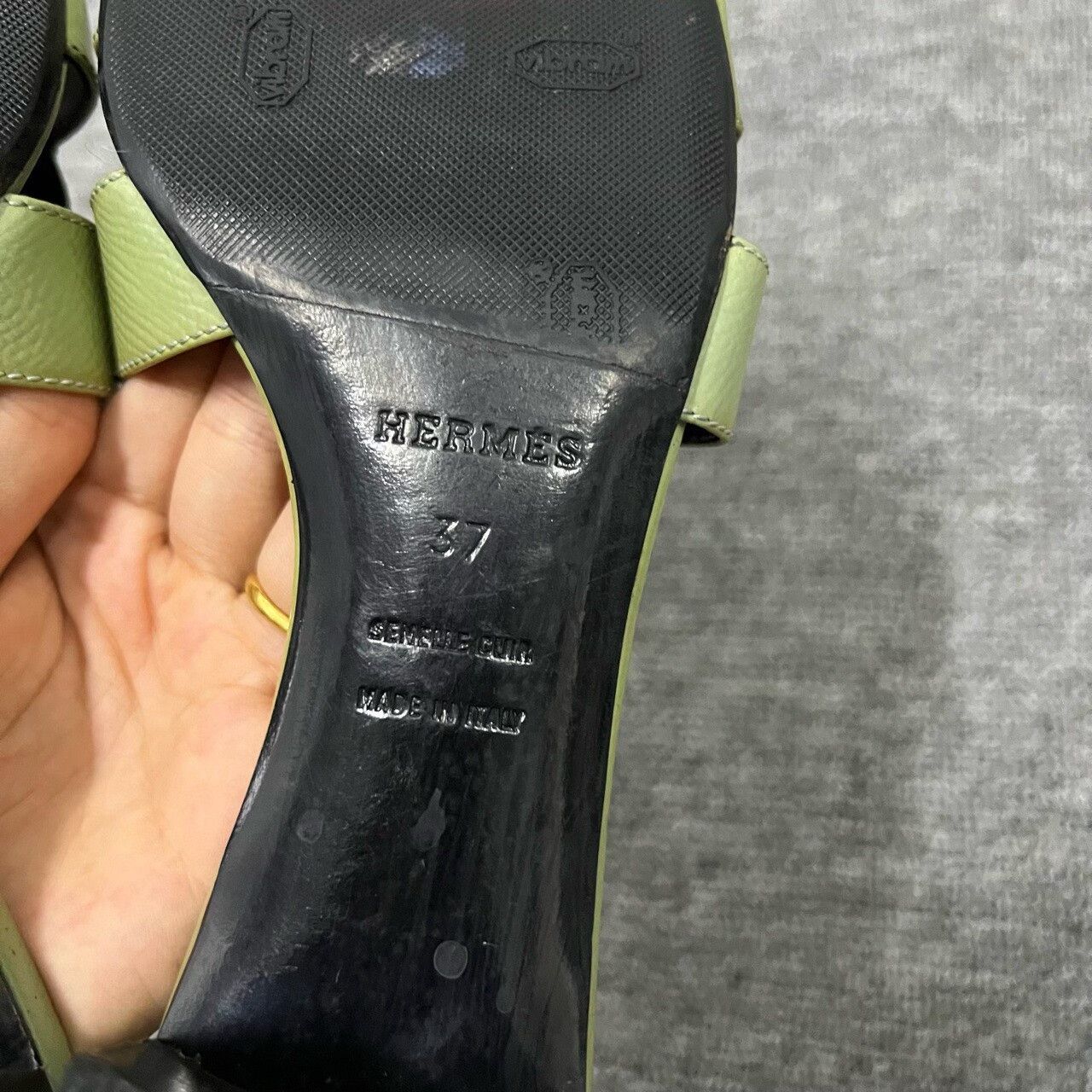 Hermes Hermes Patent Green Sandals us_7 Women Size US 7 / IT 37 - 6 Thumbnail