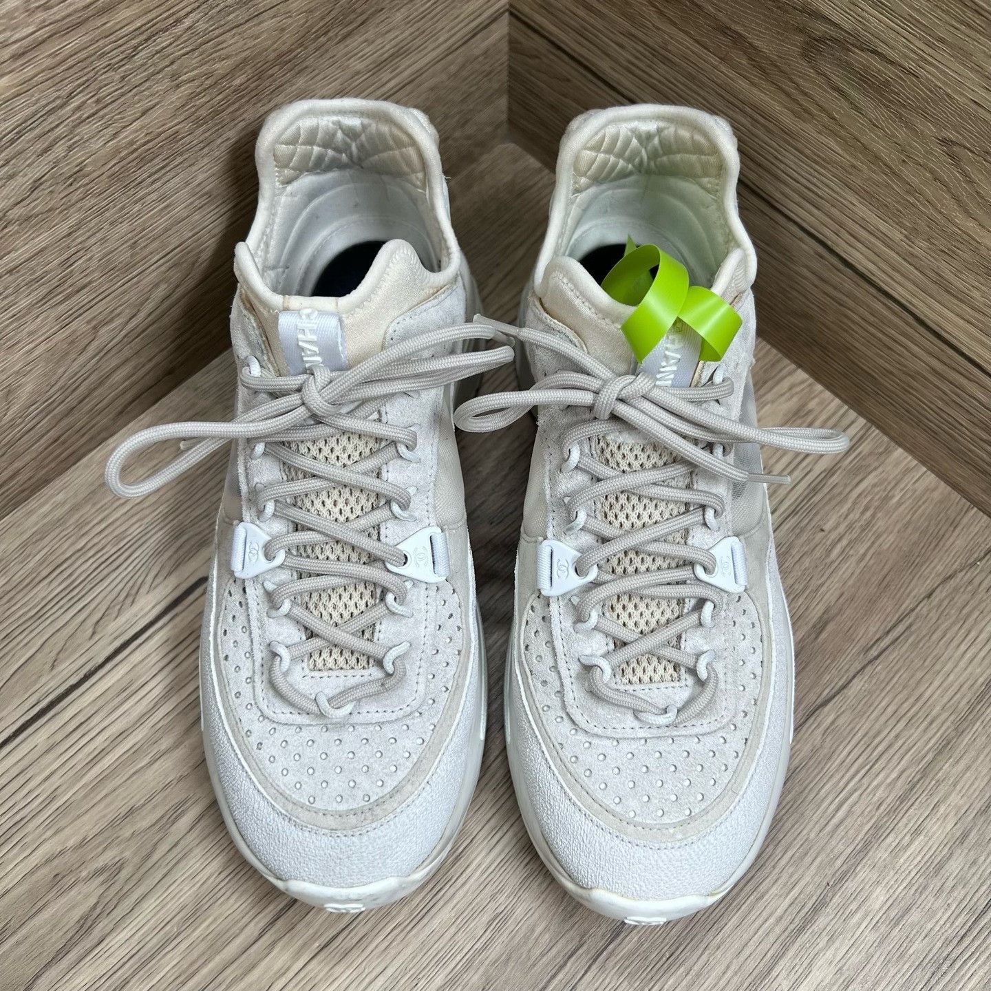 Chanel Chanel Gray Lowtop Sneakers us_7 Women Size US 7 / IT 37 - 3 Thumbnail