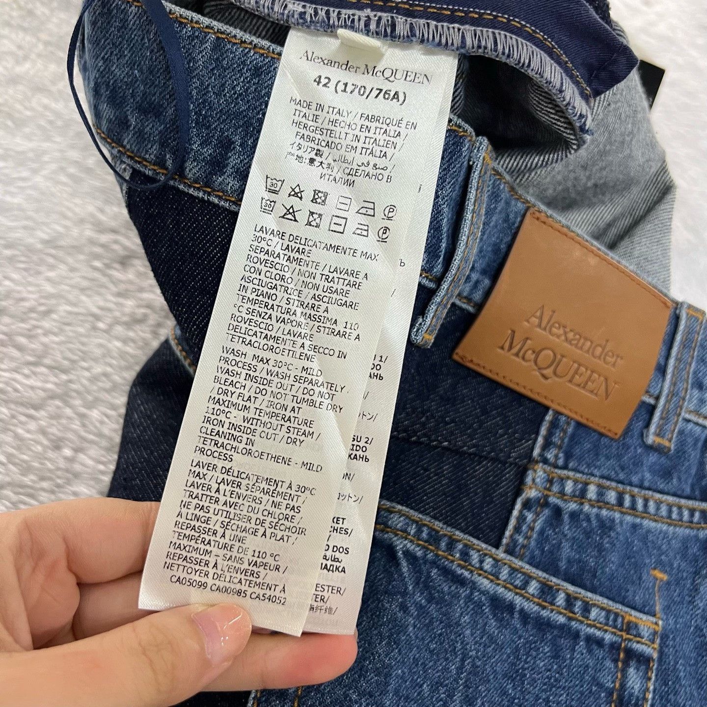 Alexander McQueen Alexander McQueen Denim Skirt 40 Women Size 40" / US 18 - 4 Thumbnail