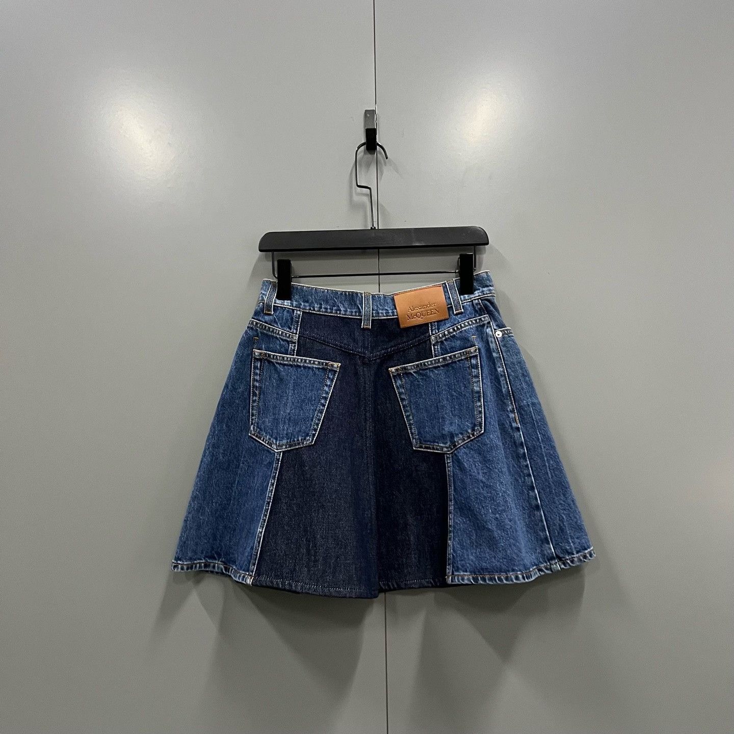 Alexander McQueen Alexander McQueen Denim Skirt 40 Women Size 40" / US 18 - 2 Thumbnail