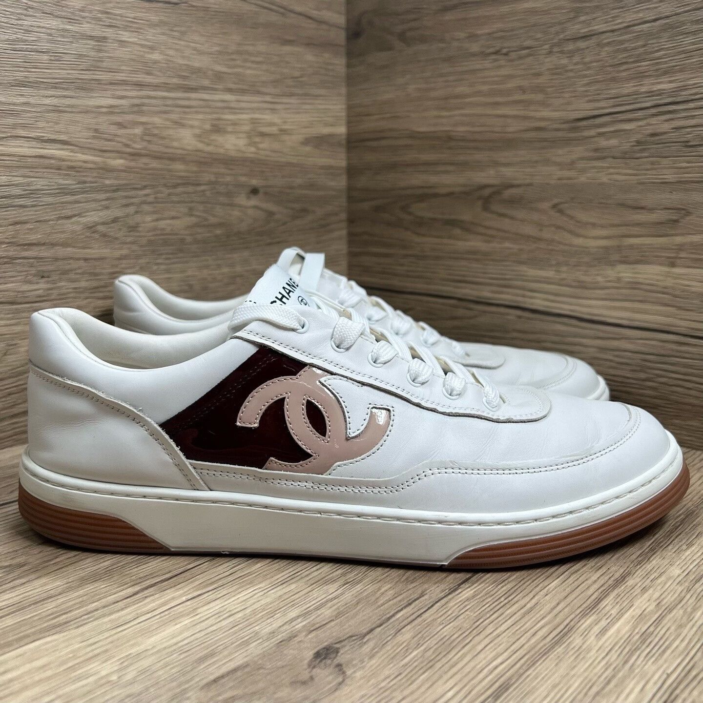 Chanel Chanel White Lowtop Sneakers 9 Men Size US 9 / EU 42 - 4 Thumbnail