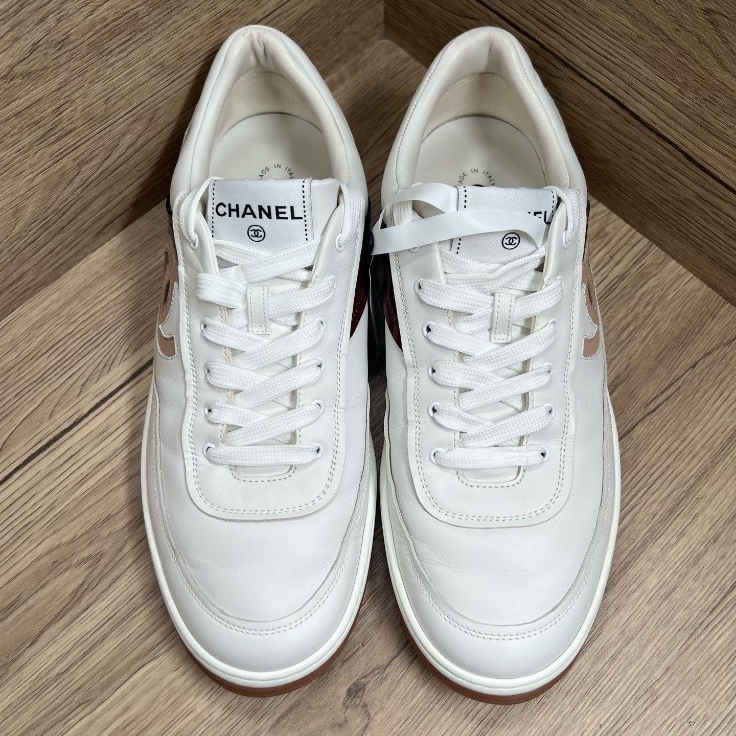 Chanel Chanel White Lowtop Sneakers 9 Men Size US 9 / EU 42 - 3 Thumbnail